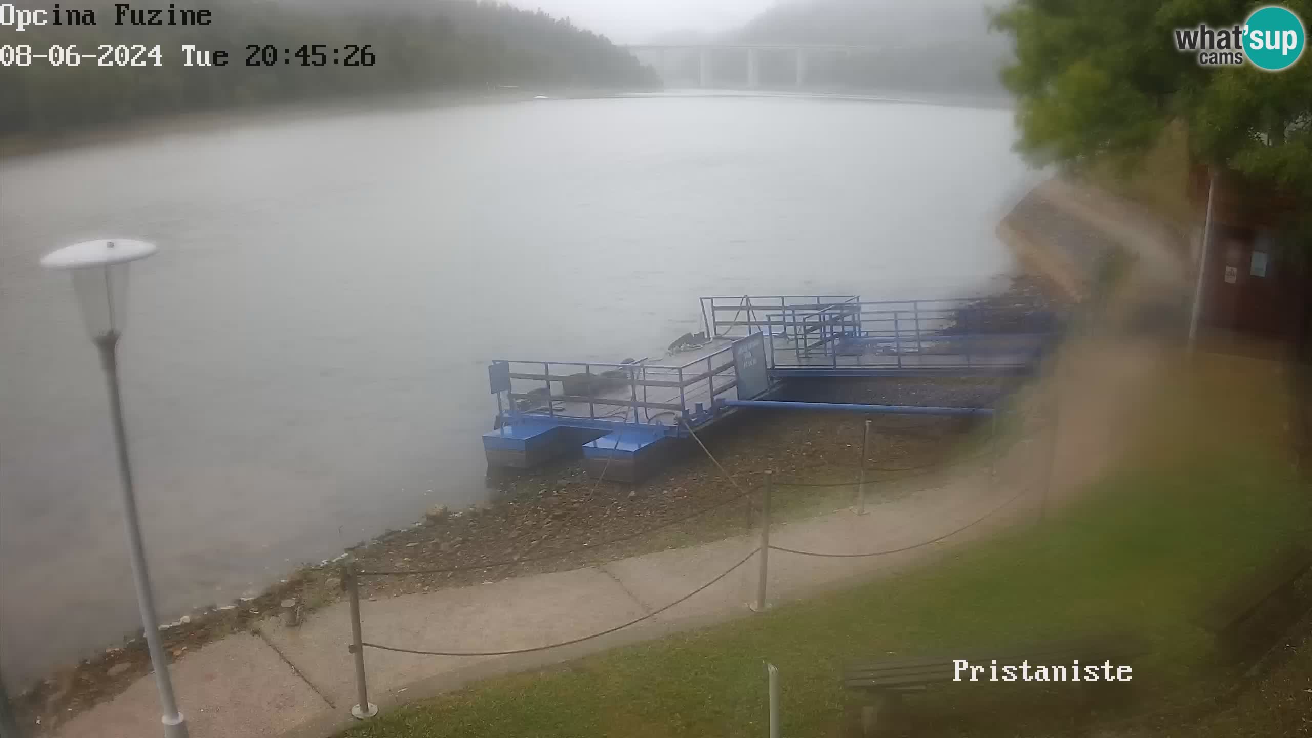 Lago Bajer live webcam Bajersko Jezero Fužine bateau touristique