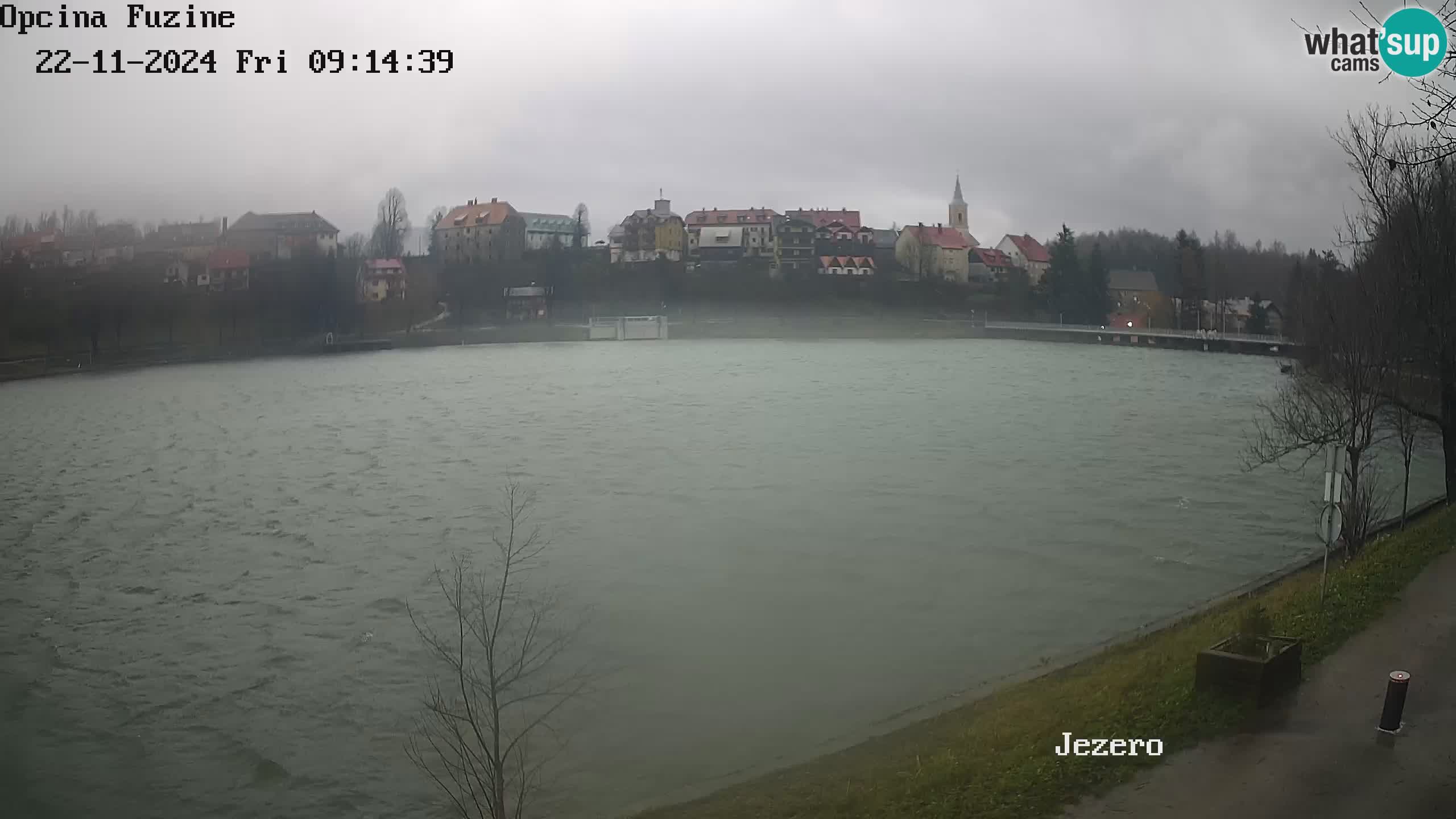 LIVE lago Bajer webcam Bajersko Jezero Fužine