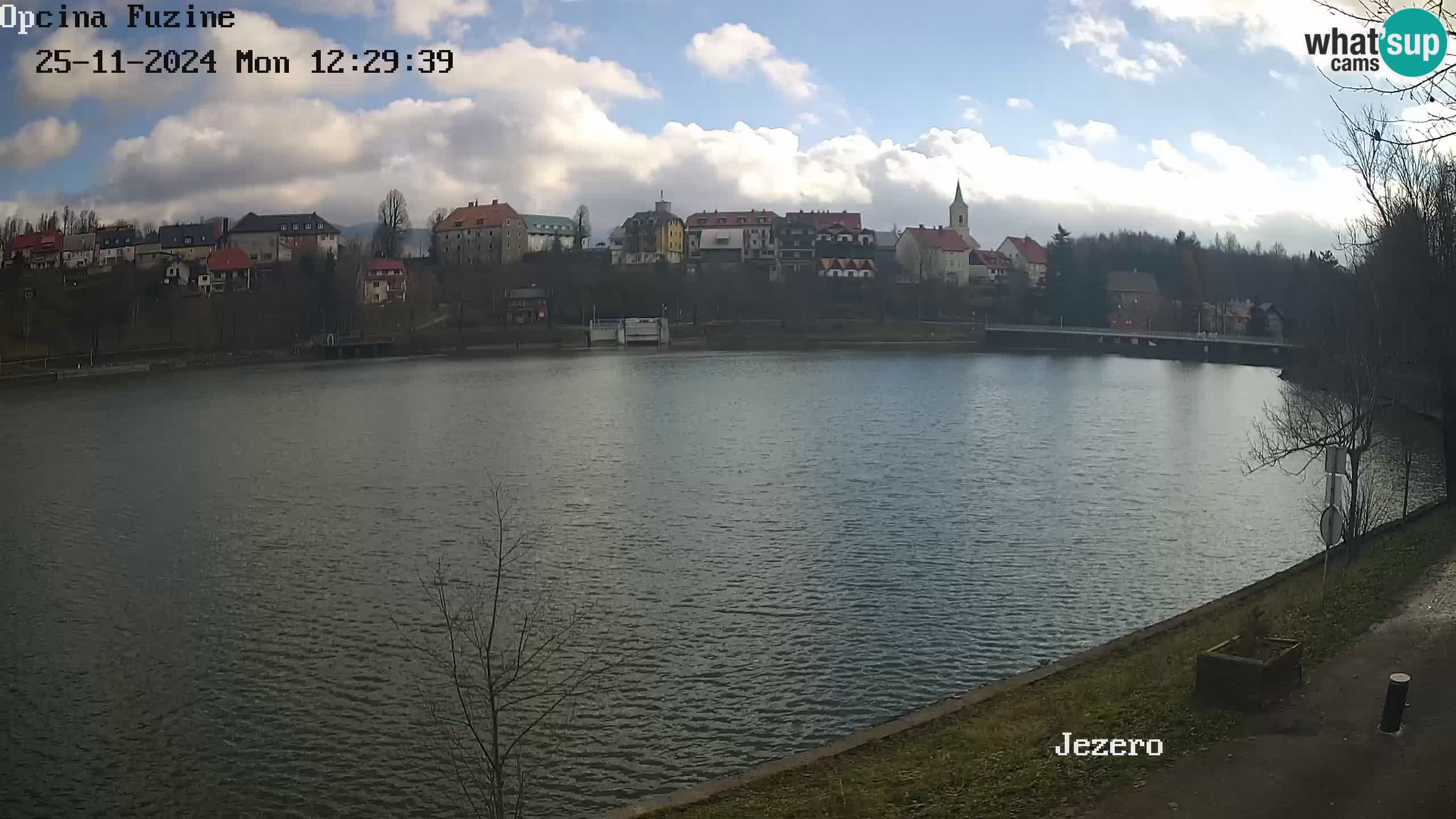 LIVE lago Bajer webcam Bajersko Jezero Fužine