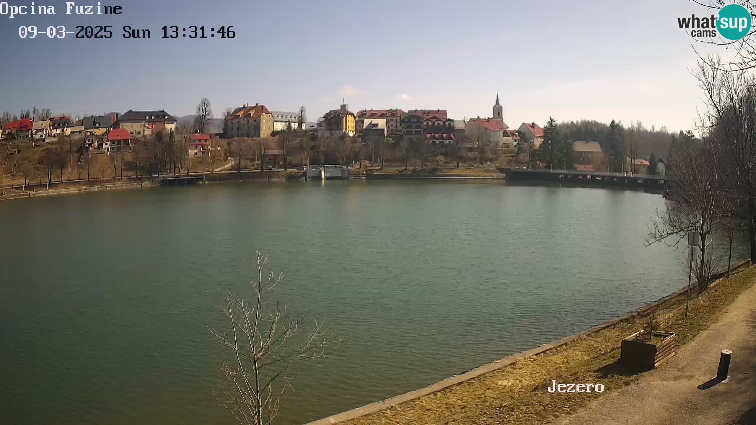 LIVE lago Bajer webcam Bajersko Jezero Fužine