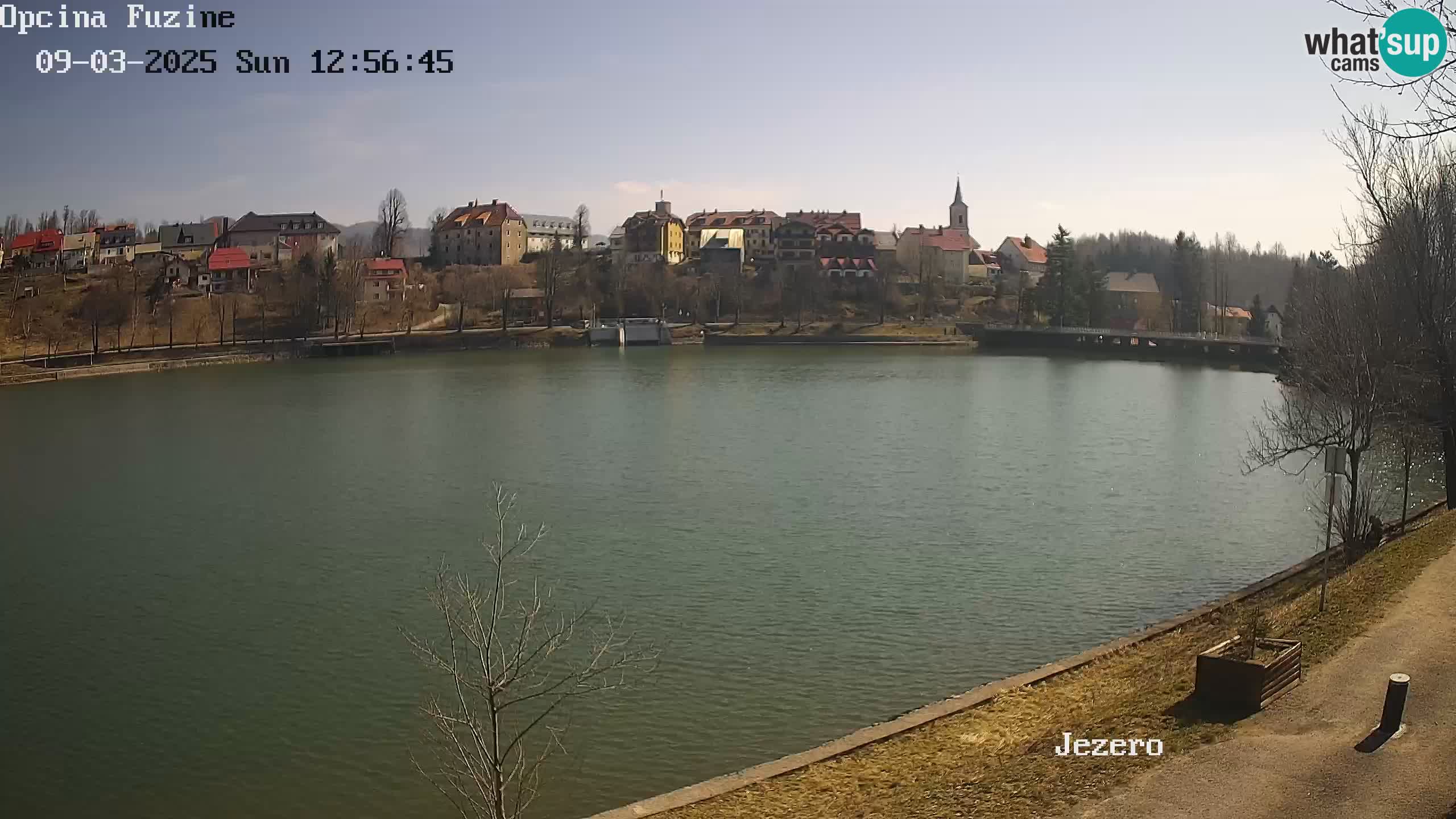 LIVE Lake Bajer livecam Bajersko Jezero Fužine