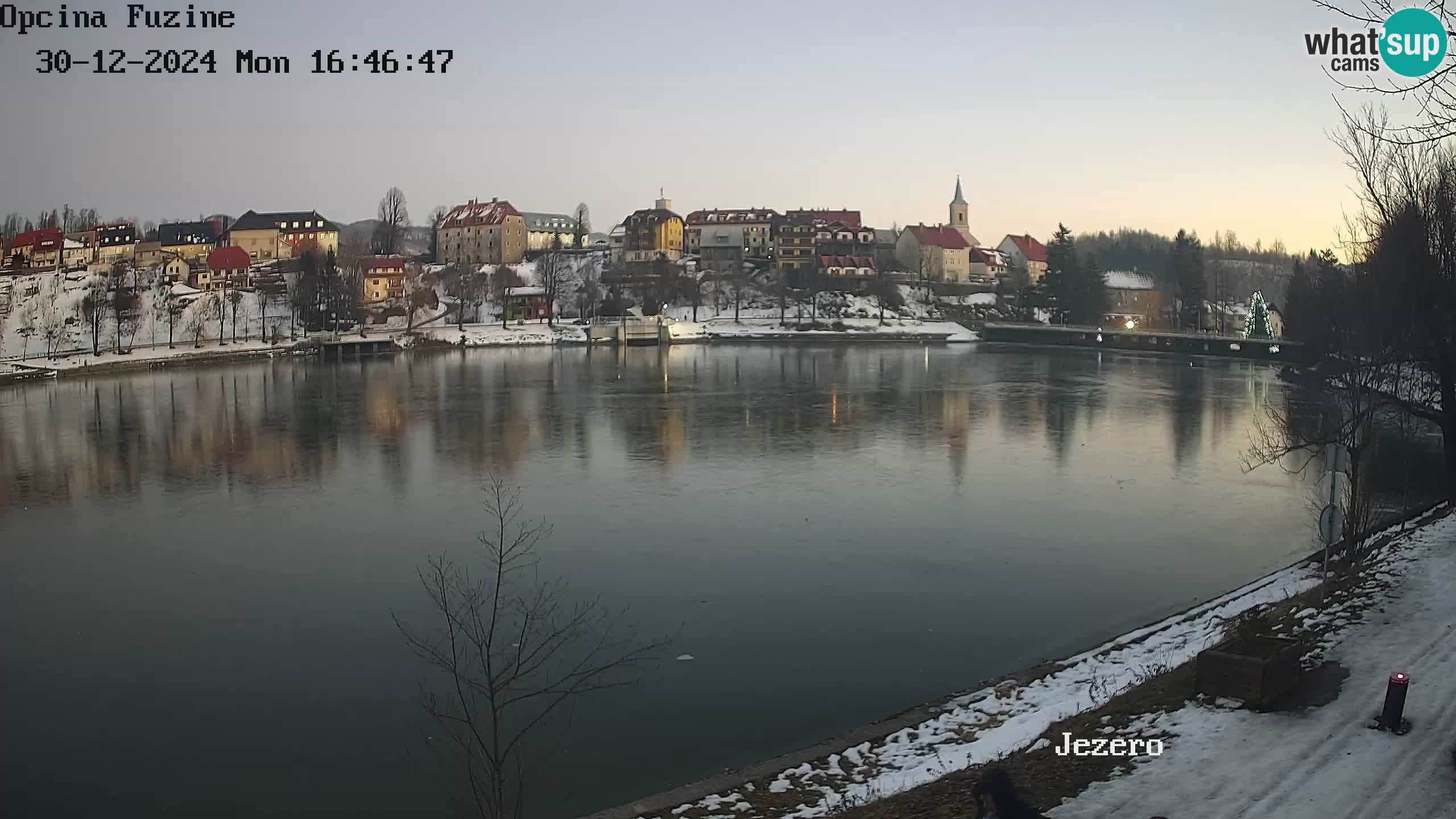 LIVE lago Bajer webcam Bajersko Jezero Fužine