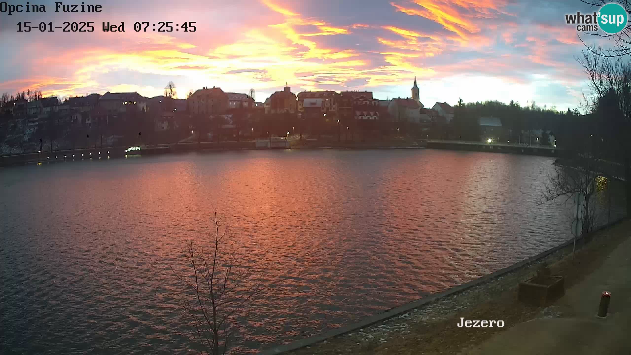 LIVE Lake Bajer livecam Bajersko Jezero Fužine