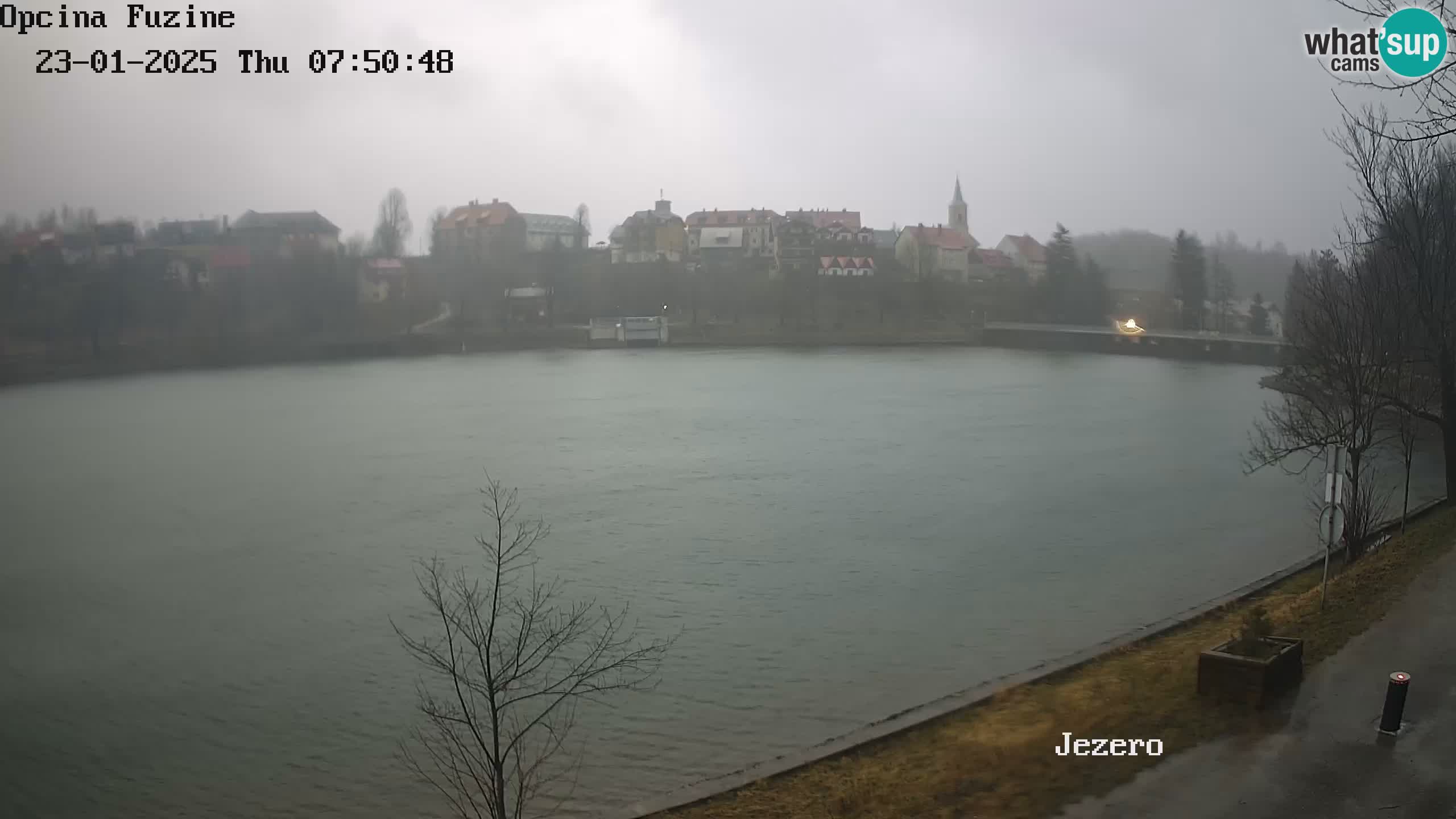 LIVE Lake Bajer livecam Bajersko Jezero Fužine