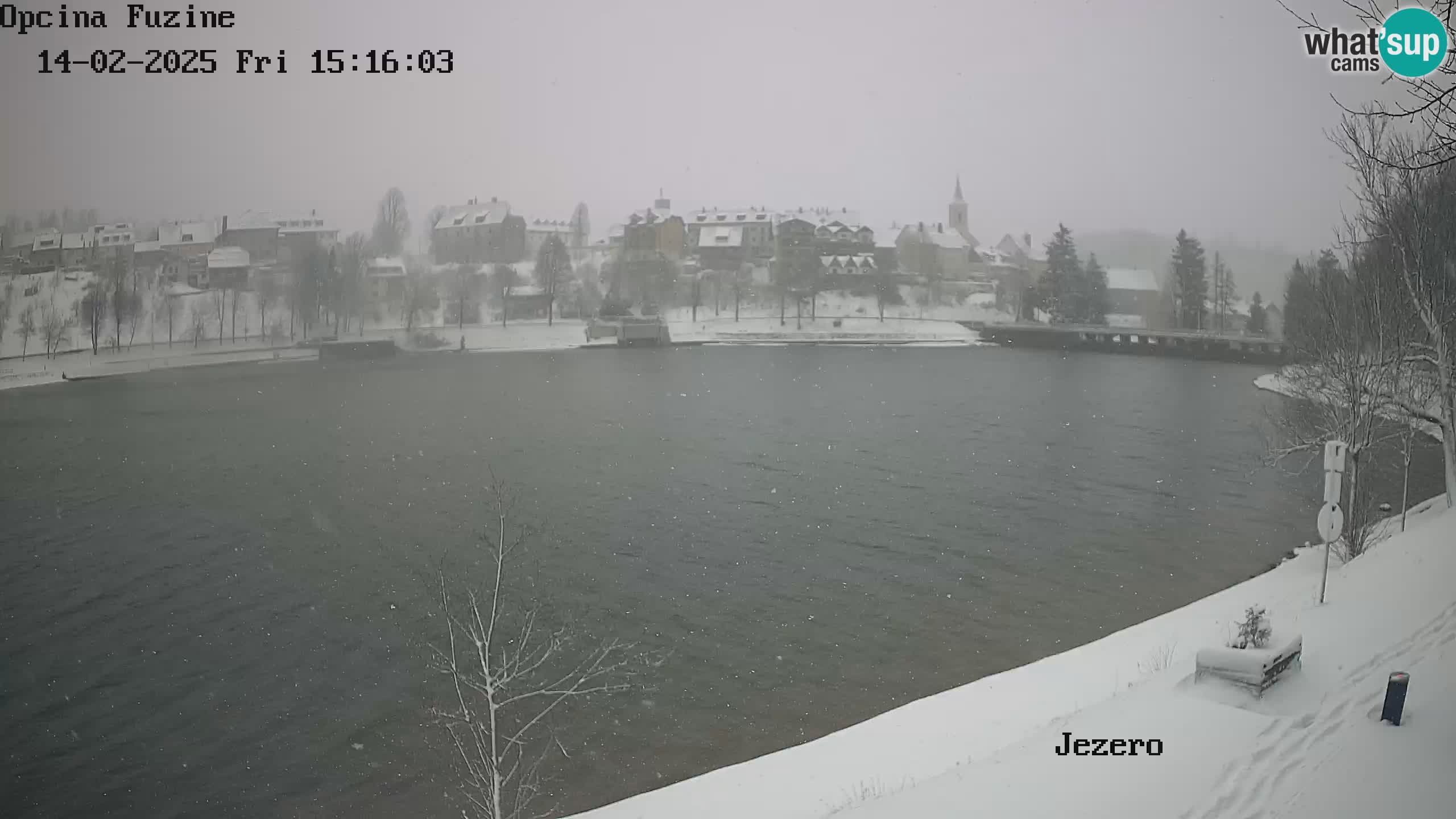 LIVE lago Bajer webcam Bajersko Jezero Fužine