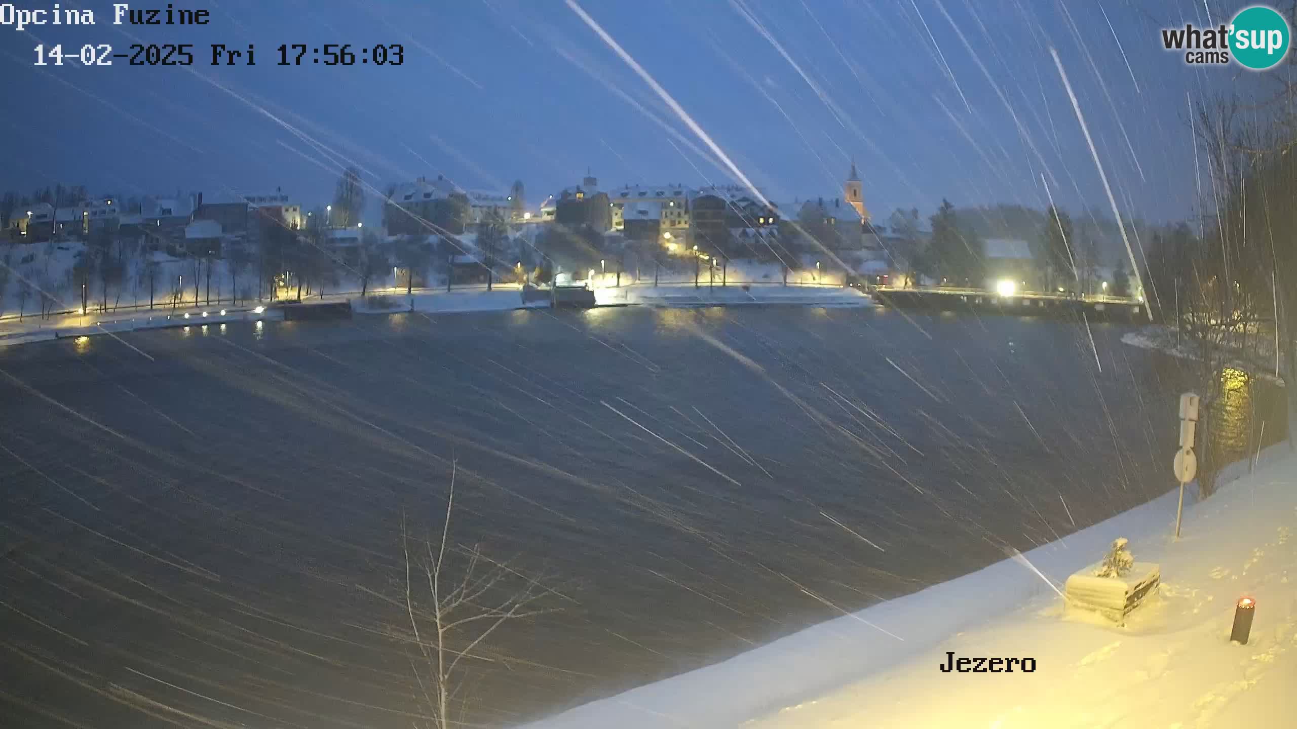 LIVE Lake Bajer livecam Bajersko Jezero Fužine