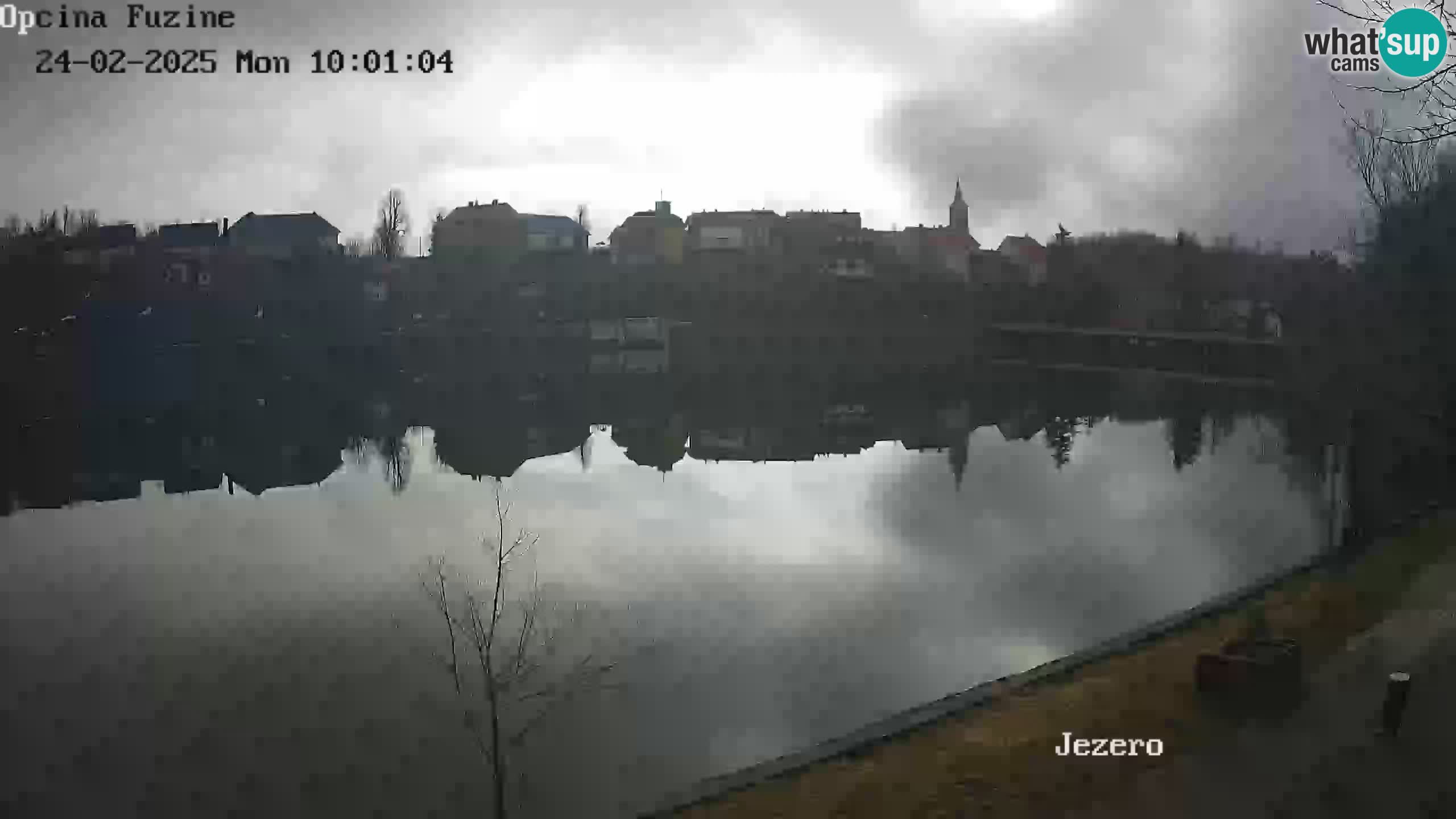 LIVE Lake Bajer livecam Bajersko Jezero Fužine