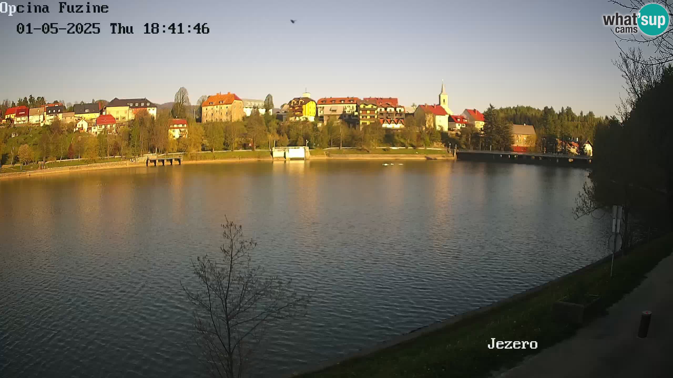 LIVE Lake Bajer livecam Bajersko Jezero Fužine