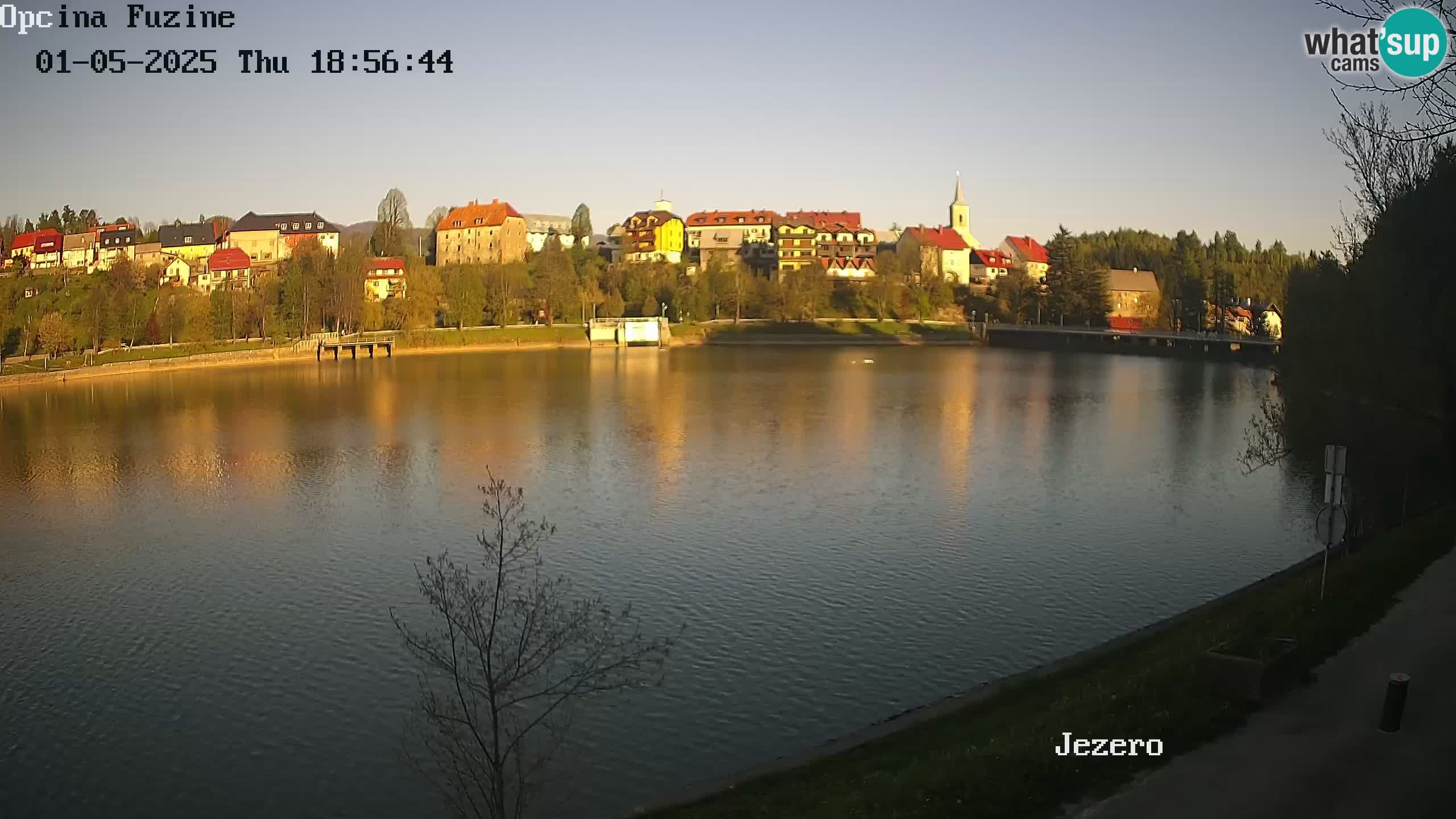 LIVE lago Bajer webcam Bajersko Jezero Fužine