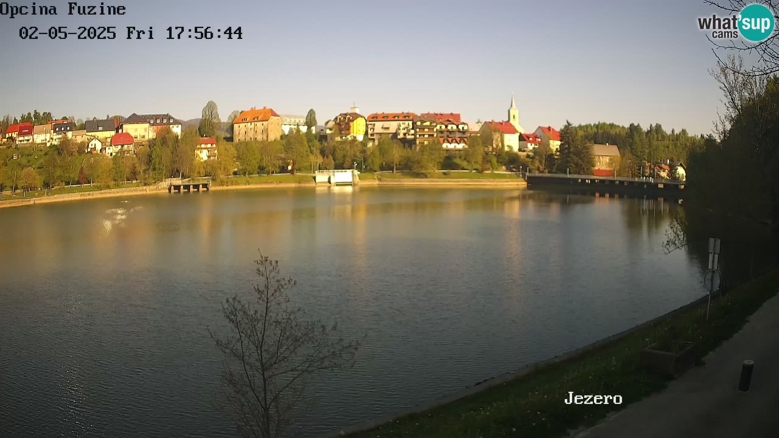 LIVE lago Bajer webcam Bajersko Jezero Fužine
