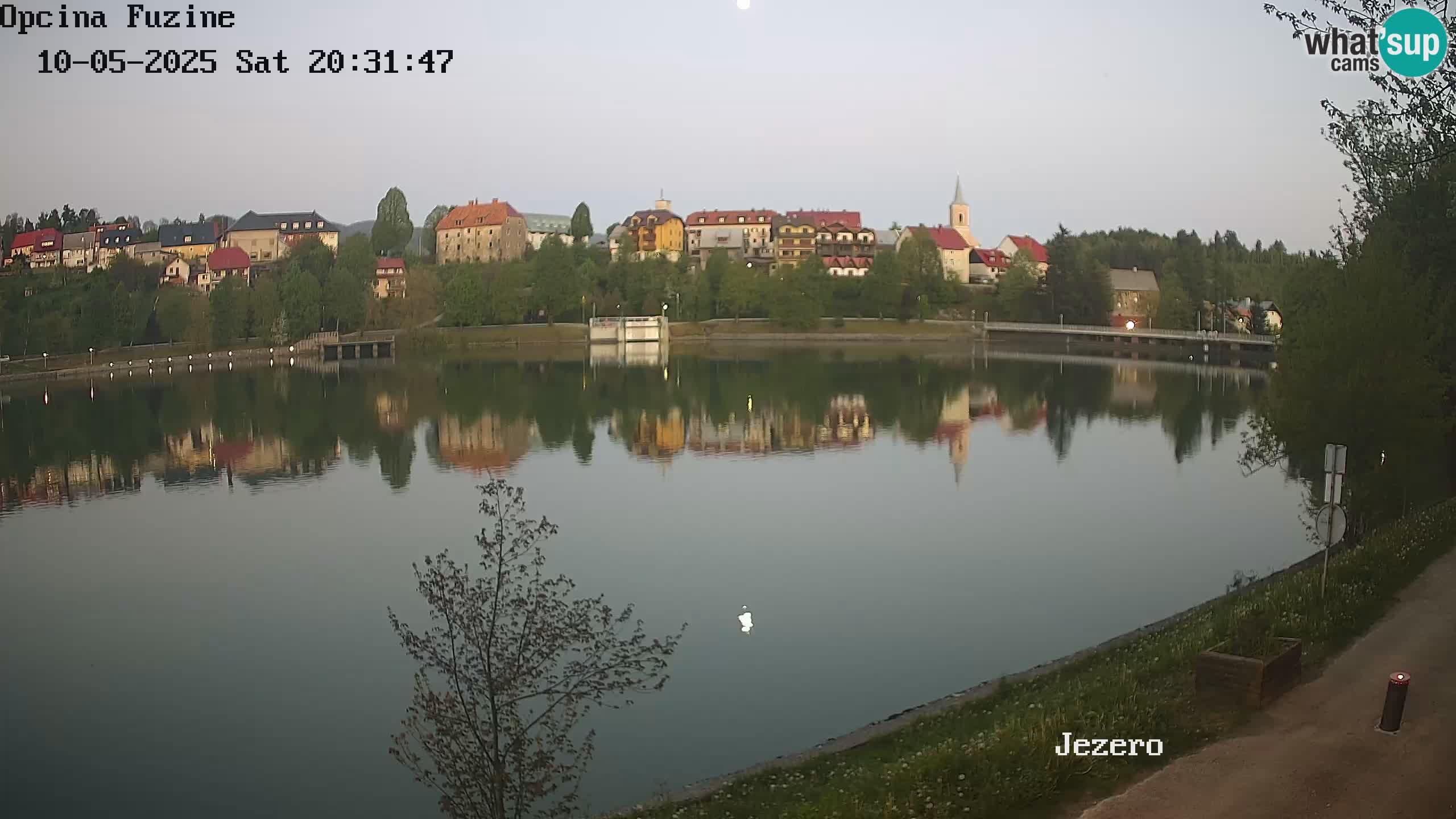 LIVE Lake Bajer livecam Bajersko Jezero Fužine