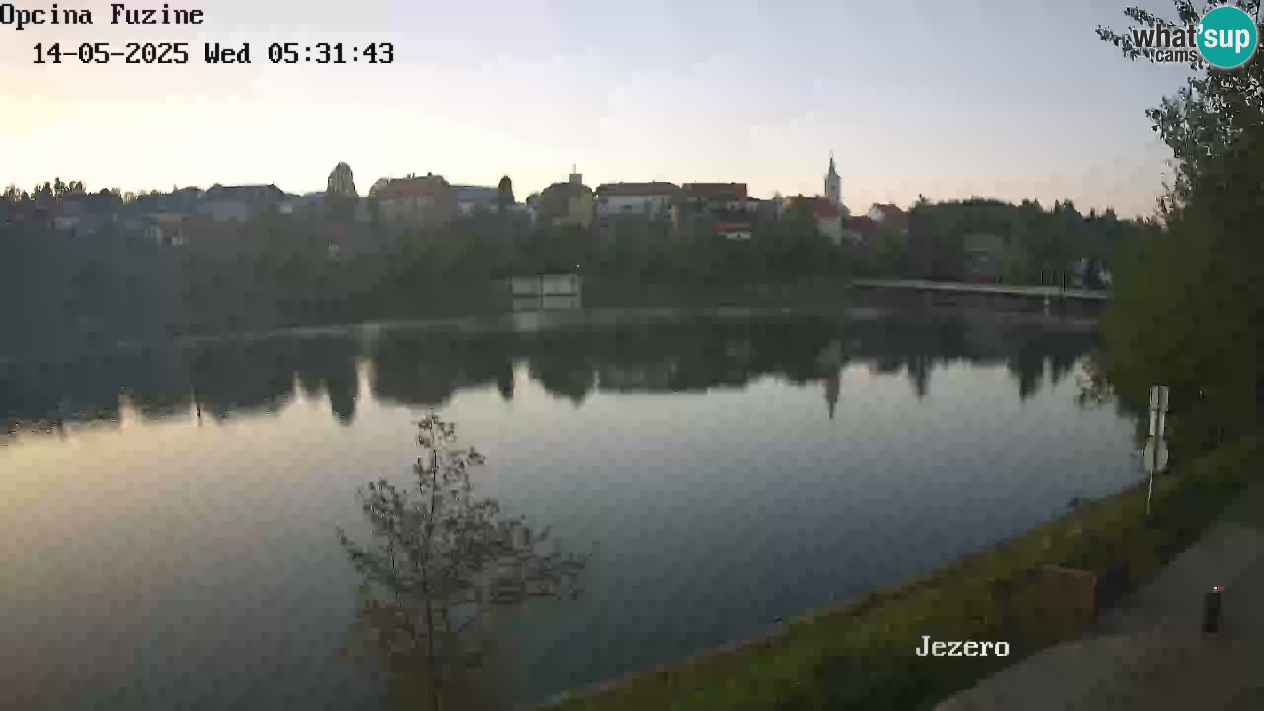 LIVE Lake Bajer livecam Bajersko Jezero Fužine