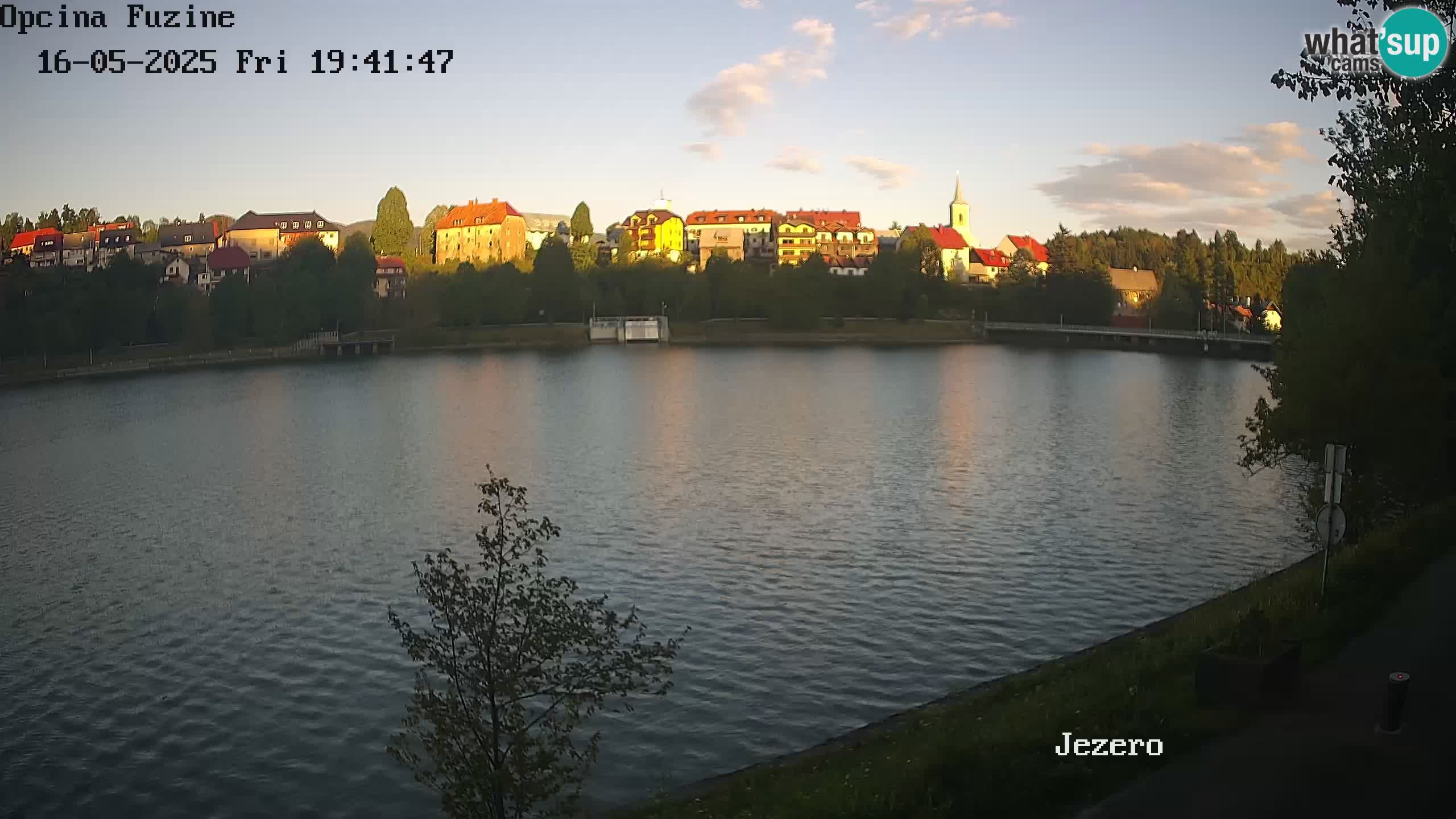 LIVE lago Bajer webcam Bajersko Jezero Fužine
