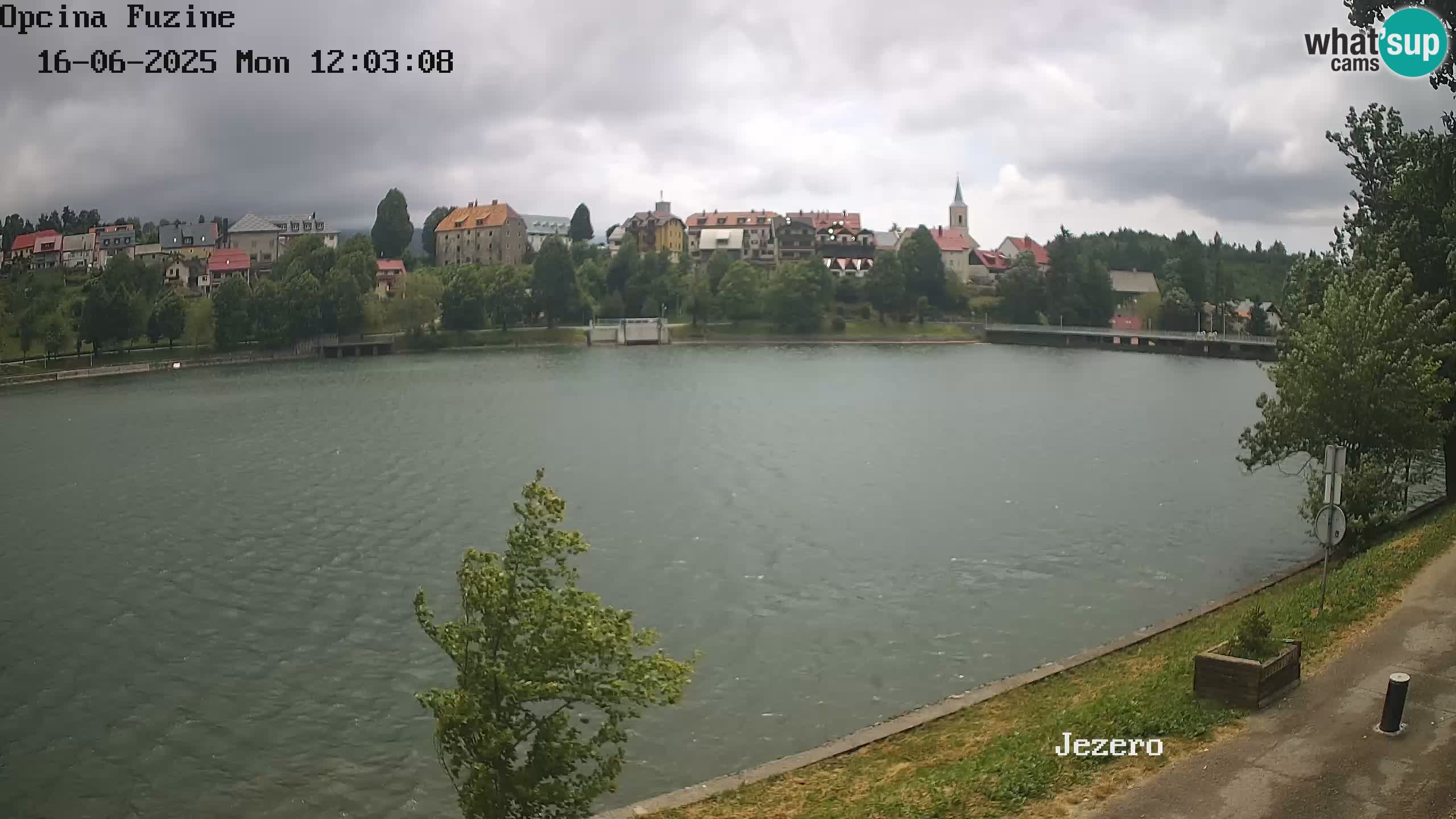 LIVE lago Bajer webcam Bajersko Jezero Fužine