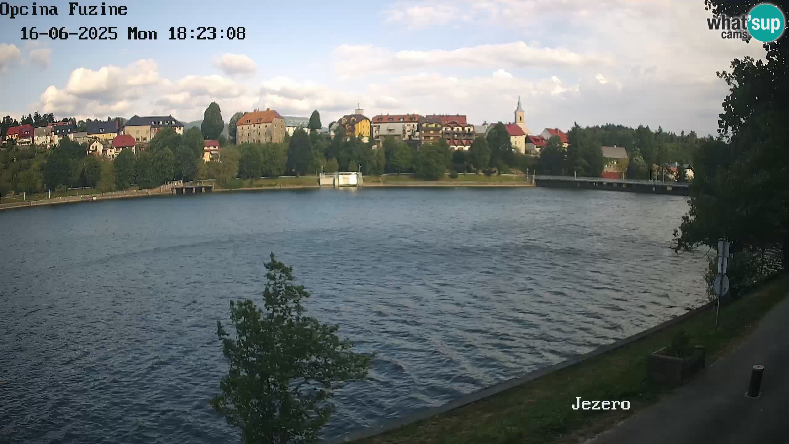 LIVE Lake Bajer livecam Bajersko Jezero Fužine