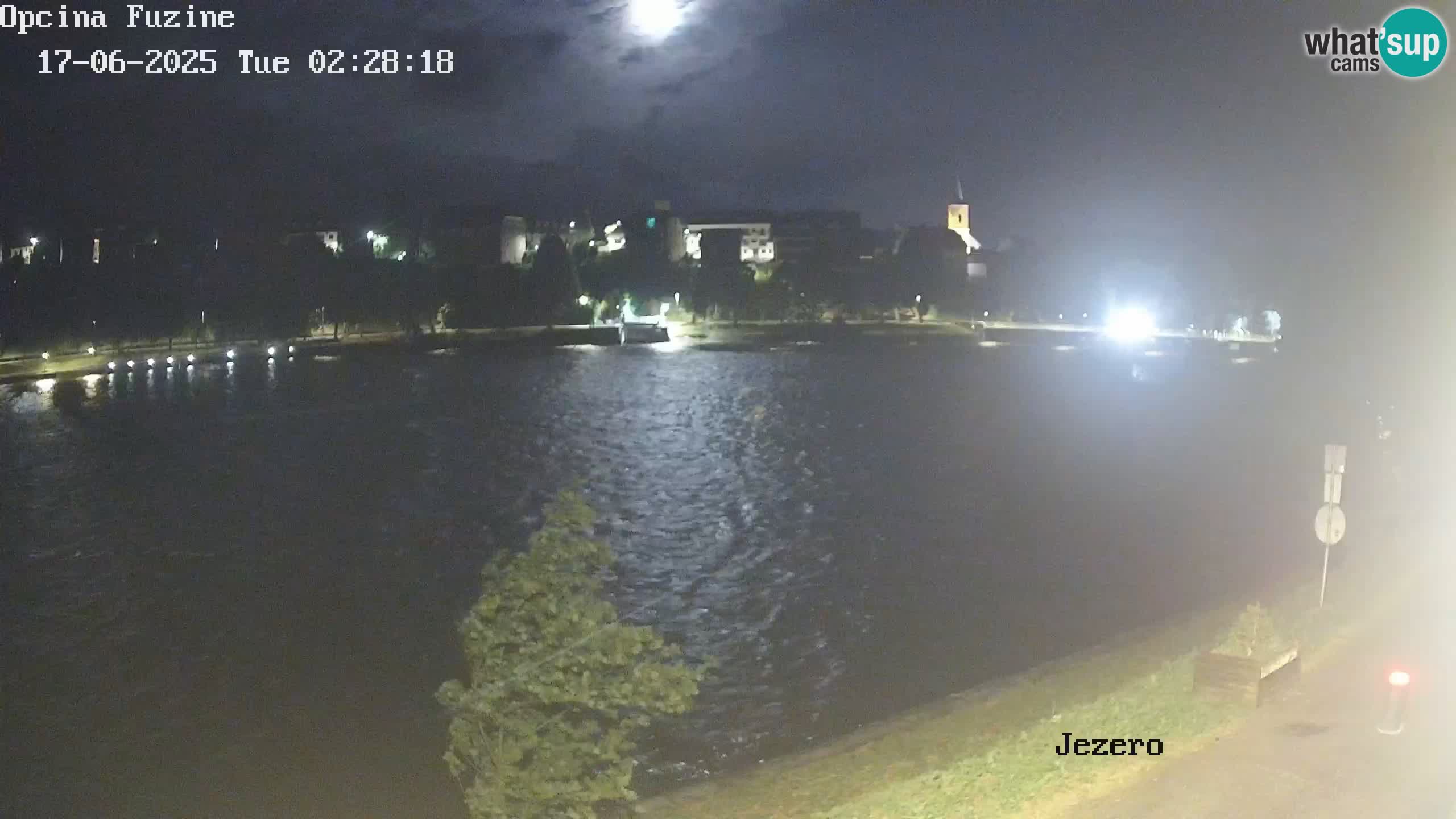LIVE Lake Bajer livecam Bajersko Jezero Fužine