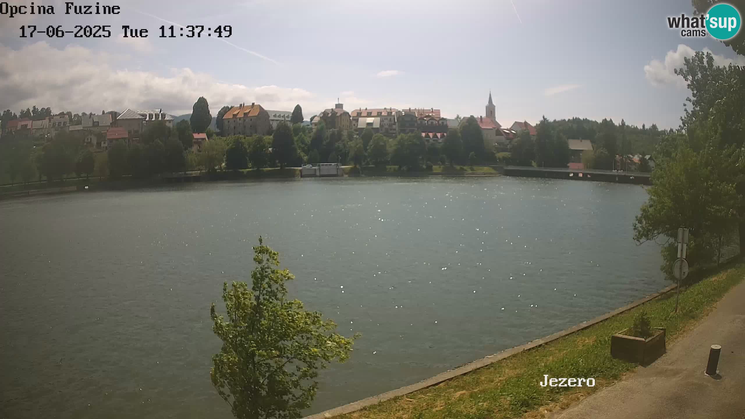 LIVE Lake Bajer livecam Bajersko Jezero Fužine