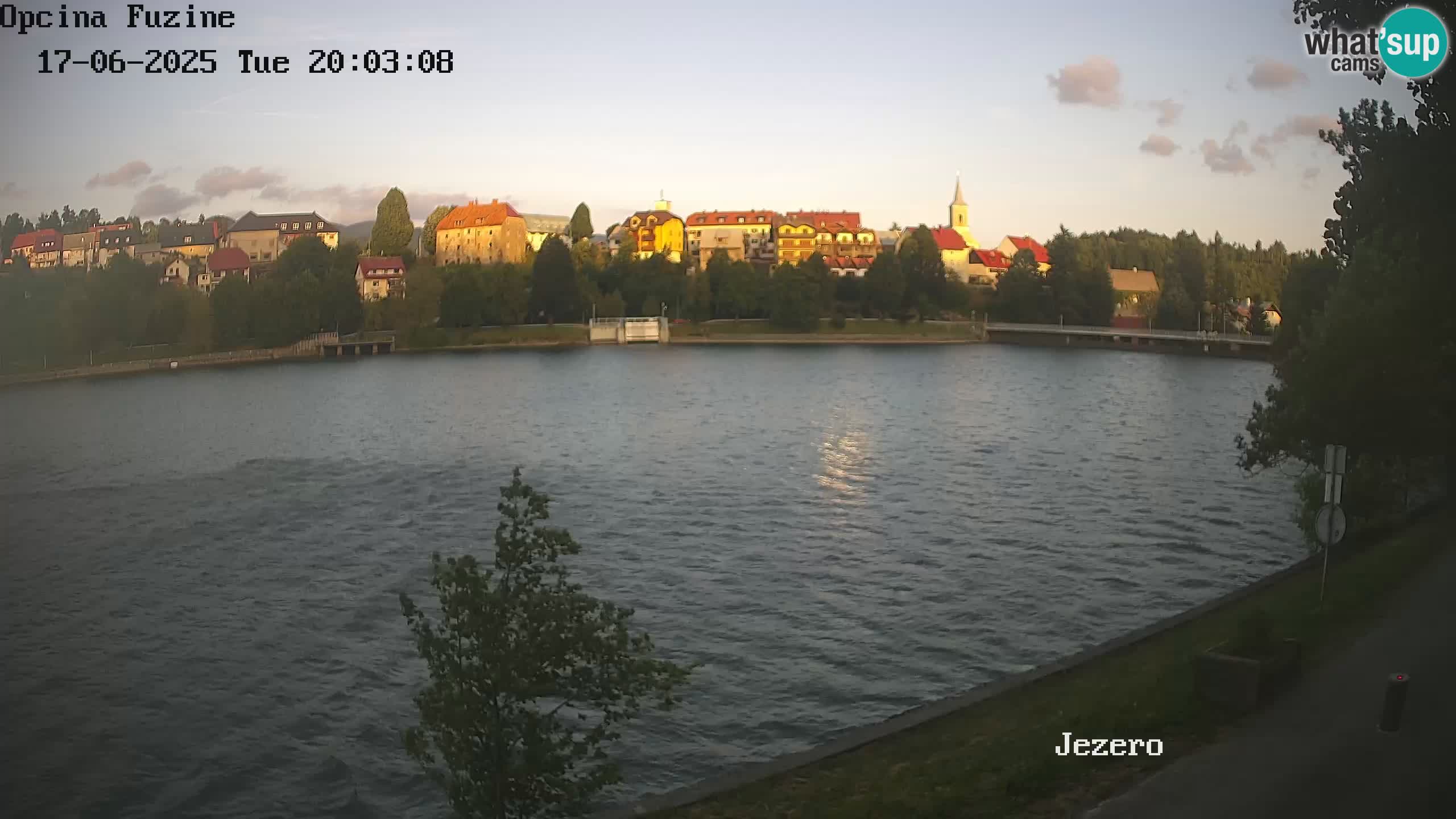 LIVE Lake Bajer livecam Bajersko Jezero Fužine