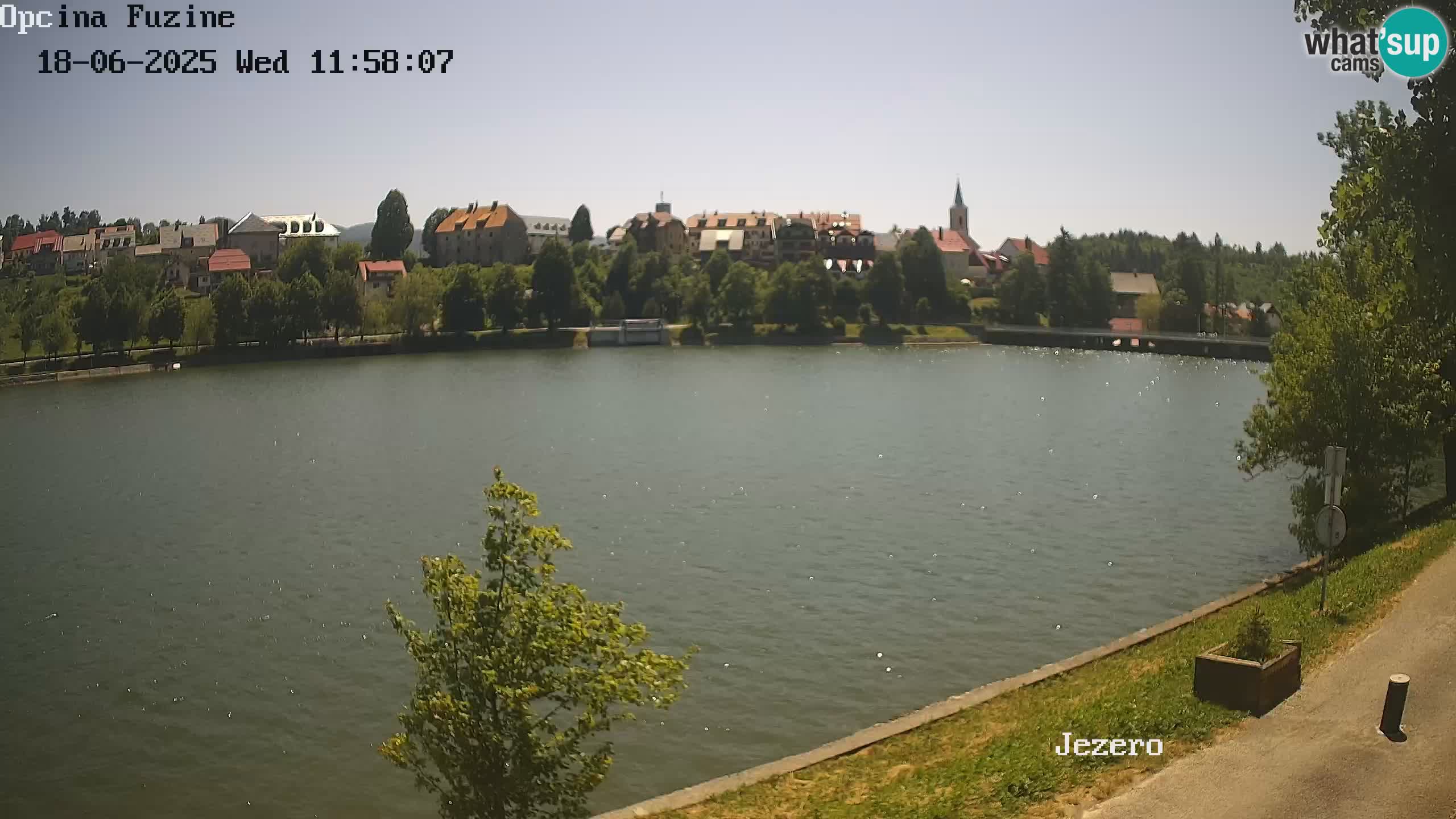 LIVE Lake Bajer livecam Bajersko Jezero Fužine