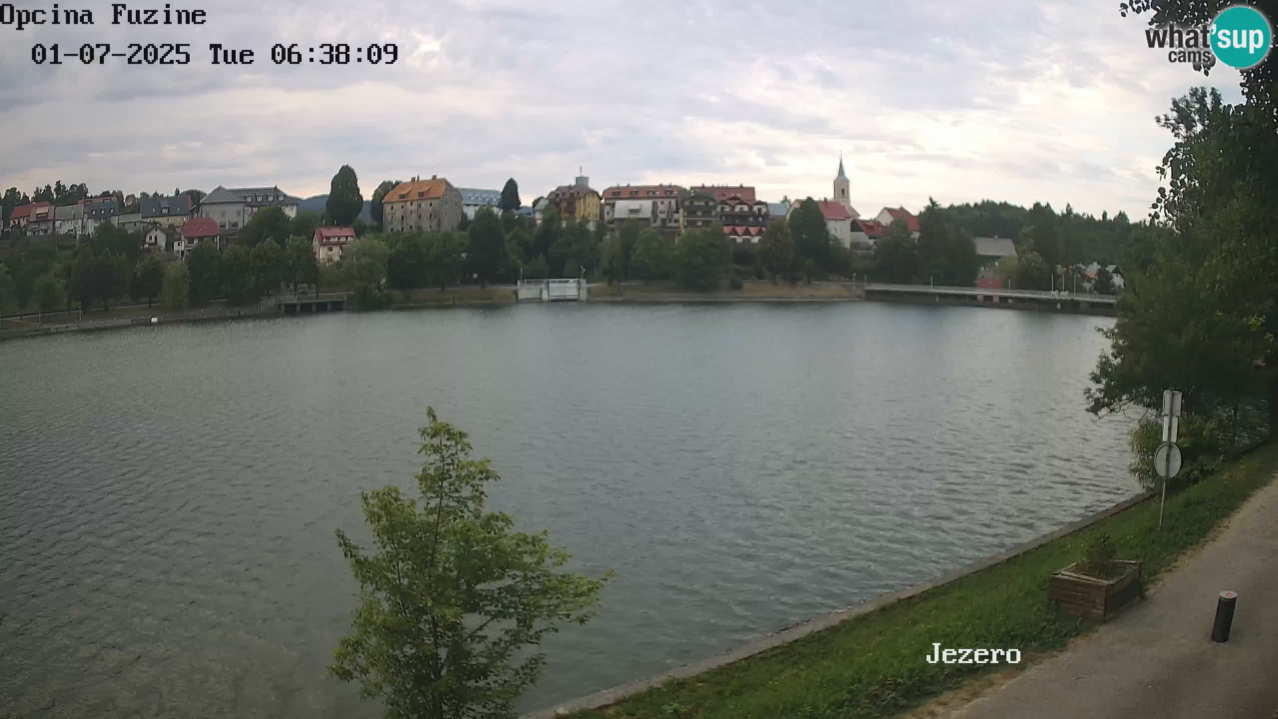 LIVE Lake Bajer livecam Bajersko Jezero Fužine