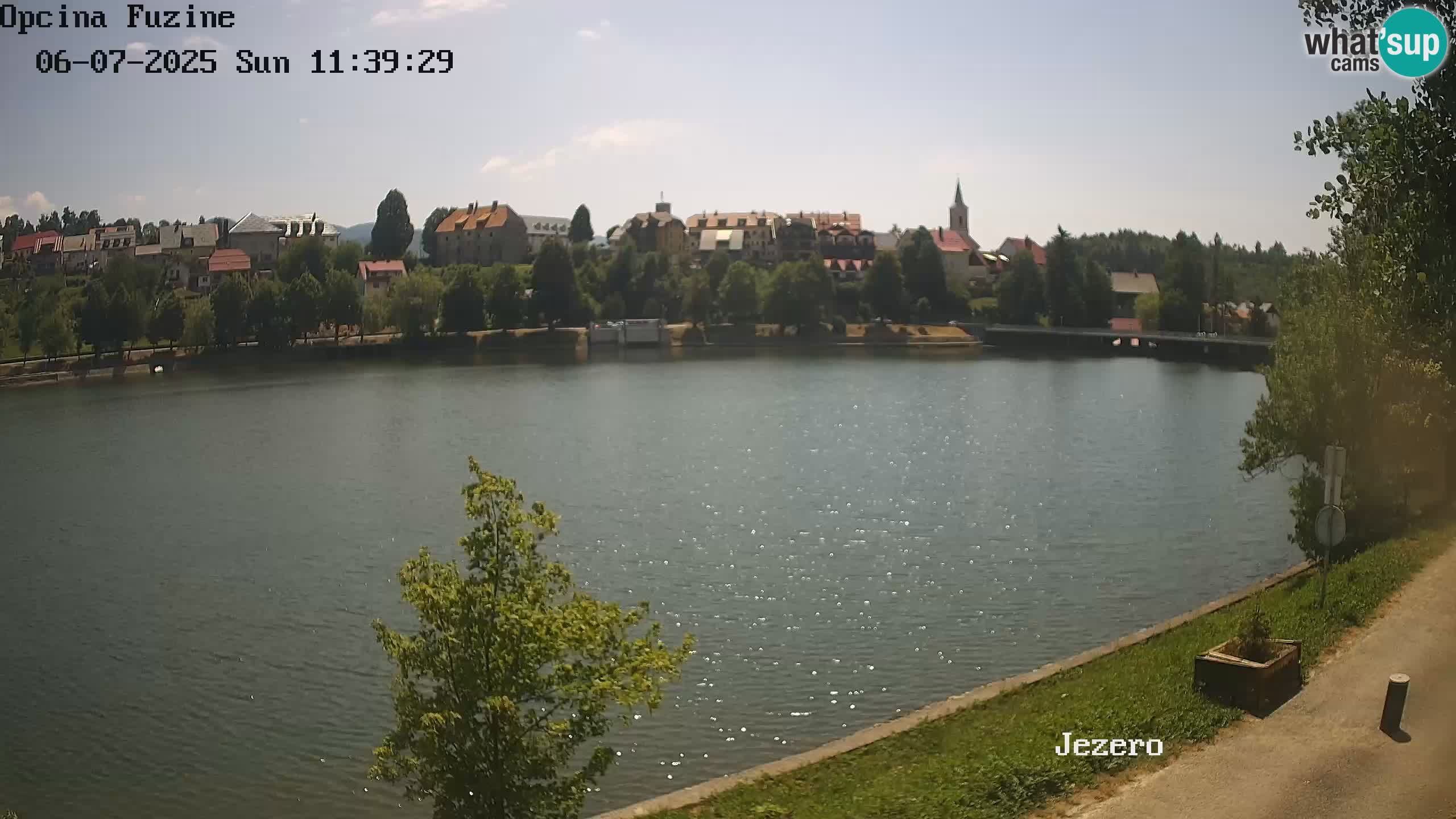 LIVE Lake Bajer livecam Bajersko Jezero Fužine