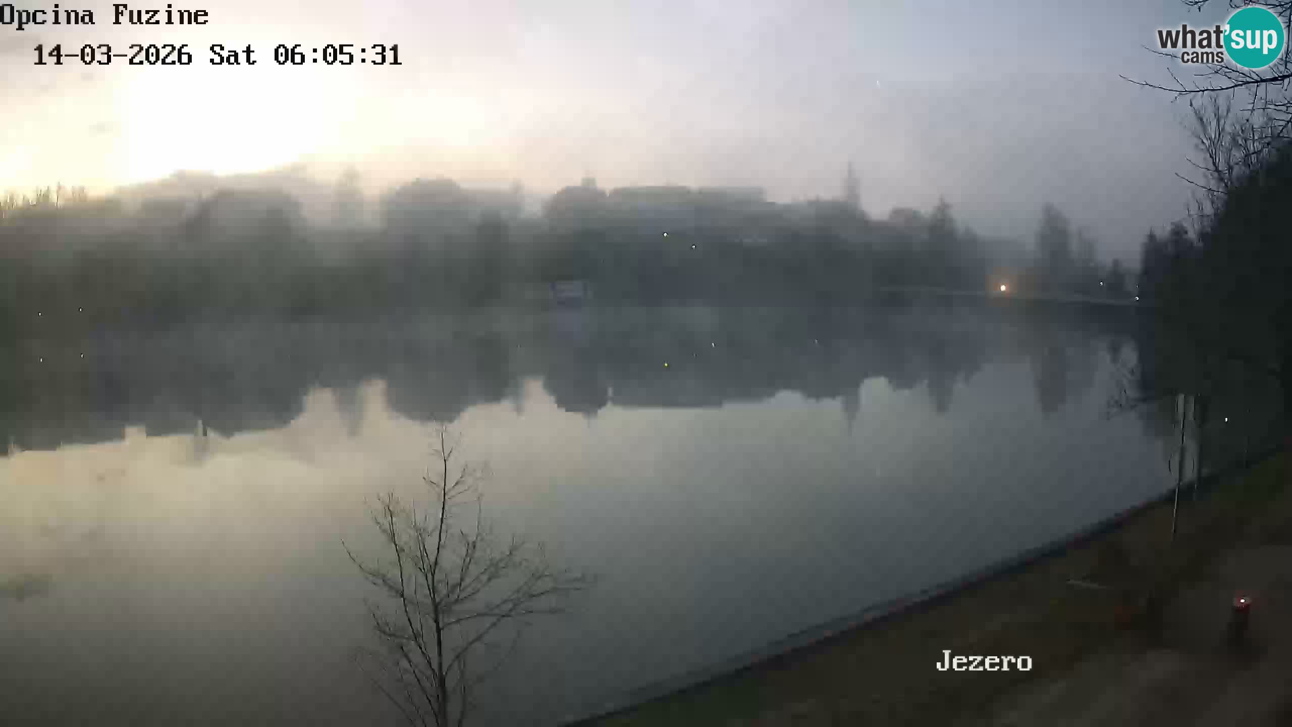 LIVE Lake Bajer livecam Bajersko Jezero Fužine