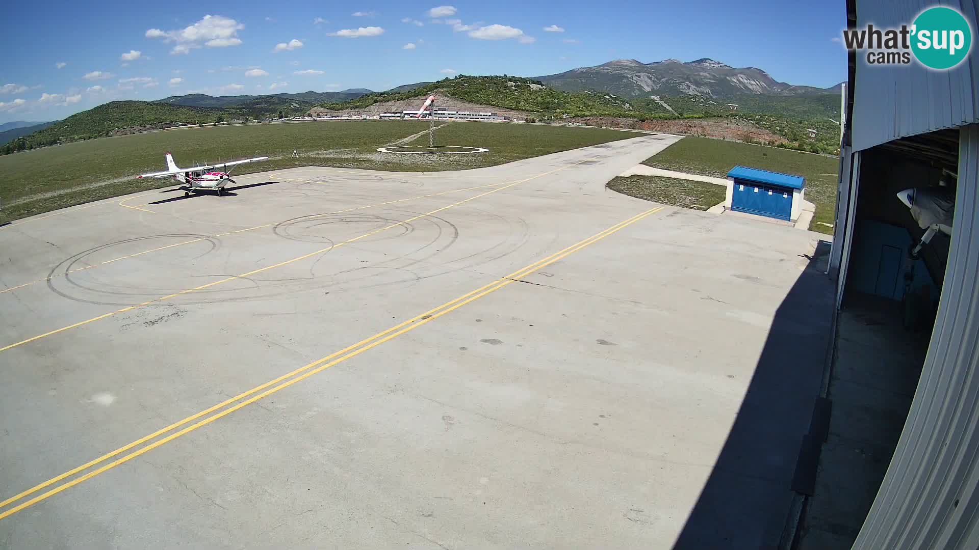 Spletna kamera Grobnik letališče – Čavle – Reka