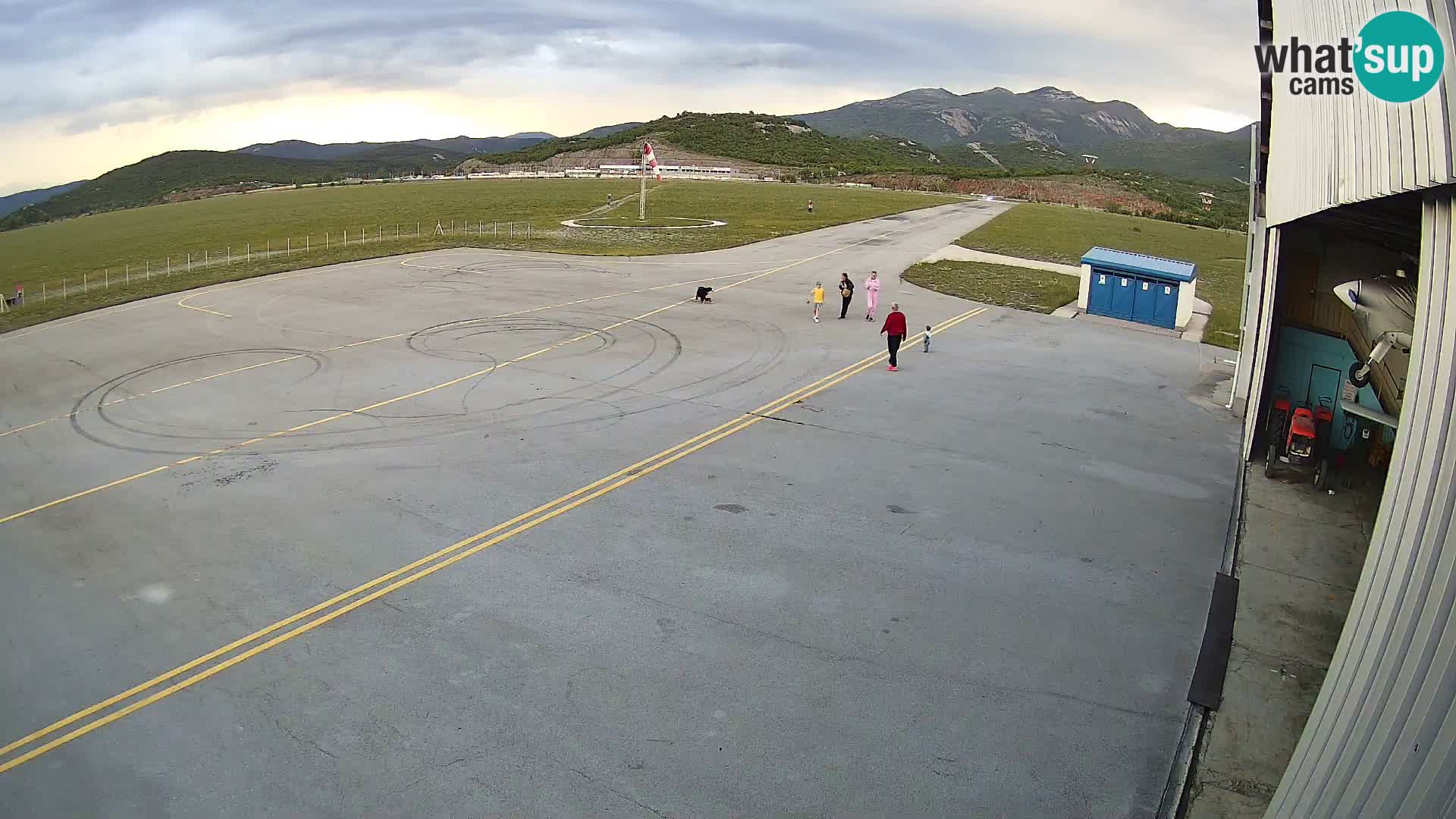 Spletna kamera Grobnik letališče – Čavle – Reka