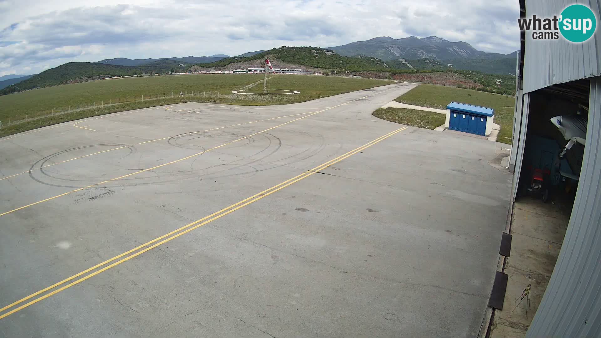 Spletna kamera Grobnik letališče – Čavle – Reka