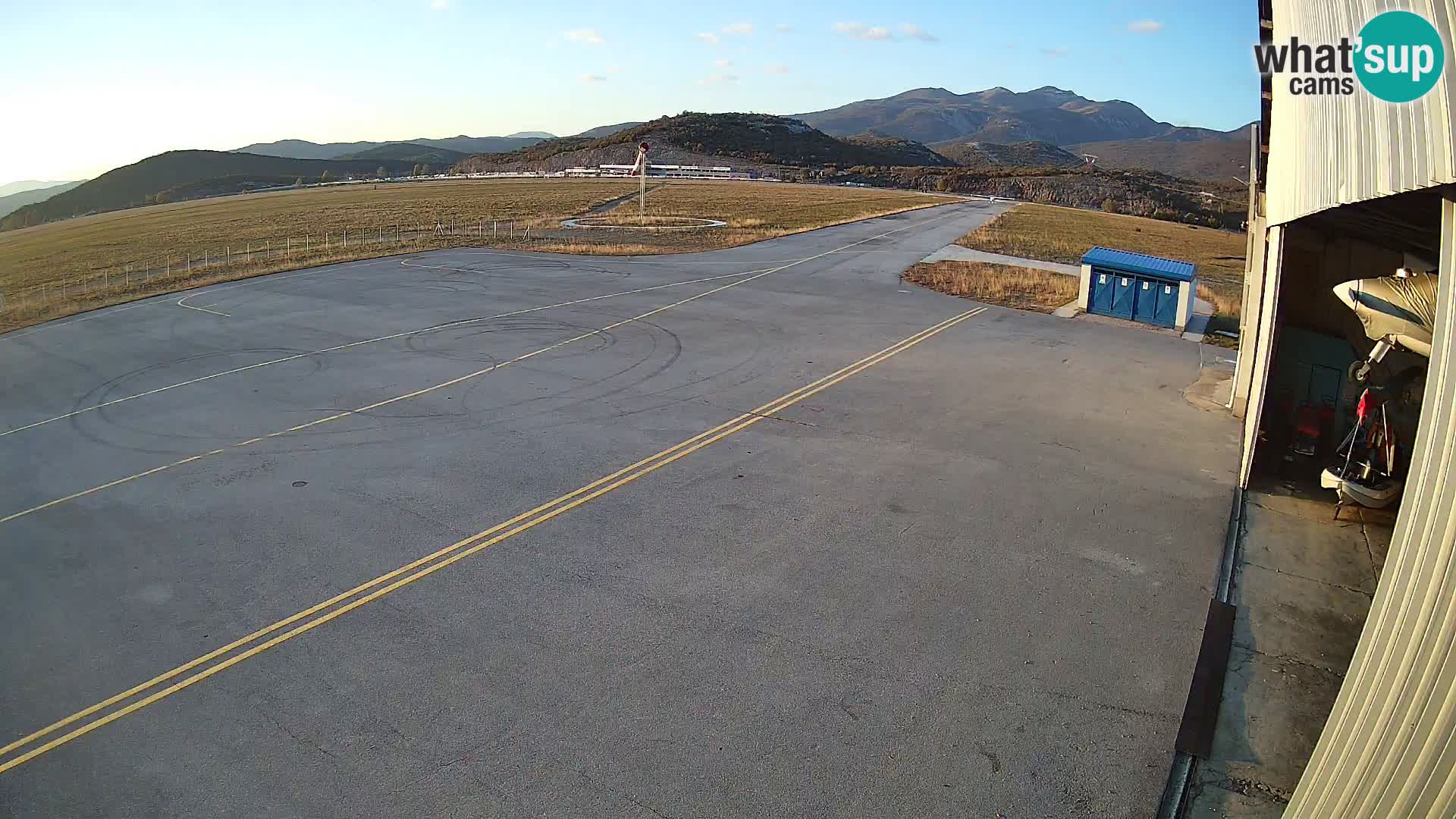 Spletna kamera Grobnik letališče – Čavle – Reka