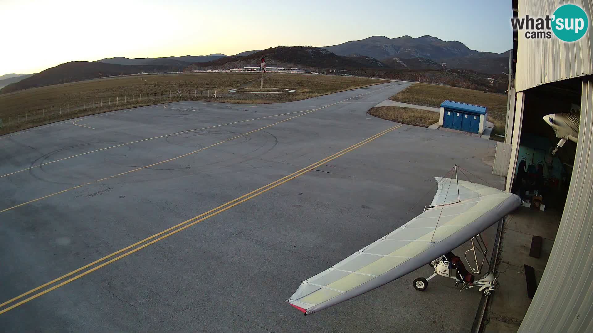 Spletna kamera Grobnik letališče – Čavle – Reka