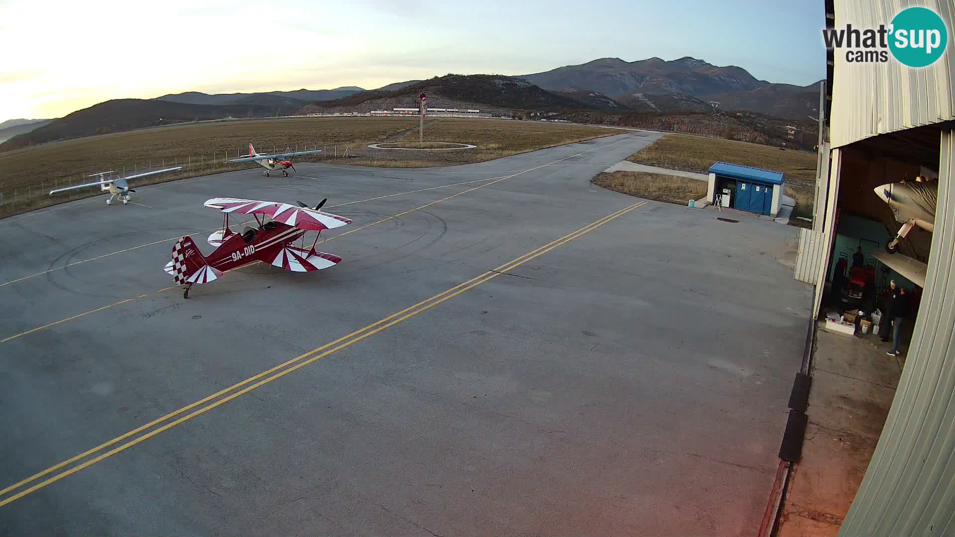 Spletna kamera Grobnik letališče – Čavle – Reka