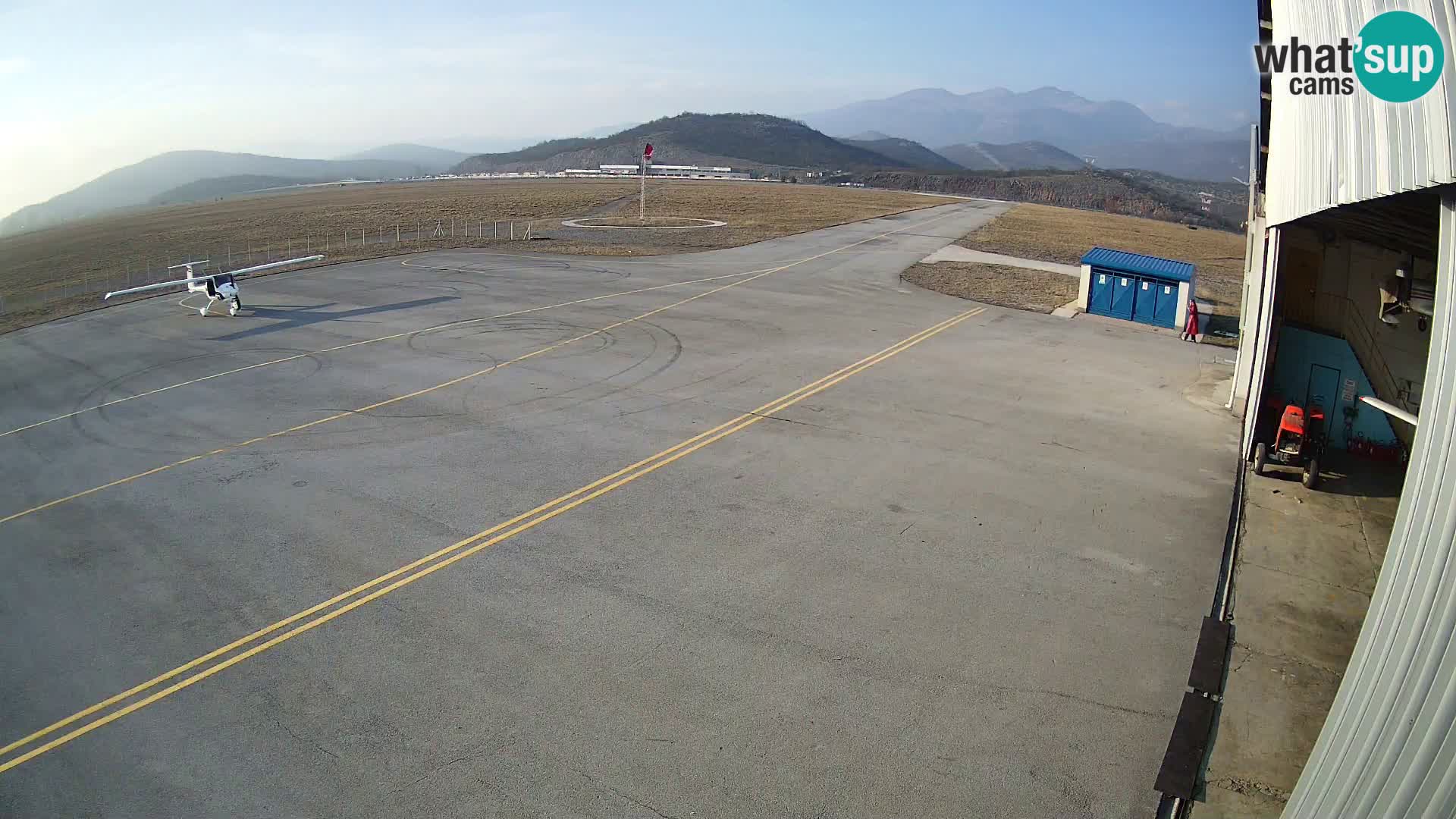 Spletna kamera Grobnik letališče – Čavle – Reka