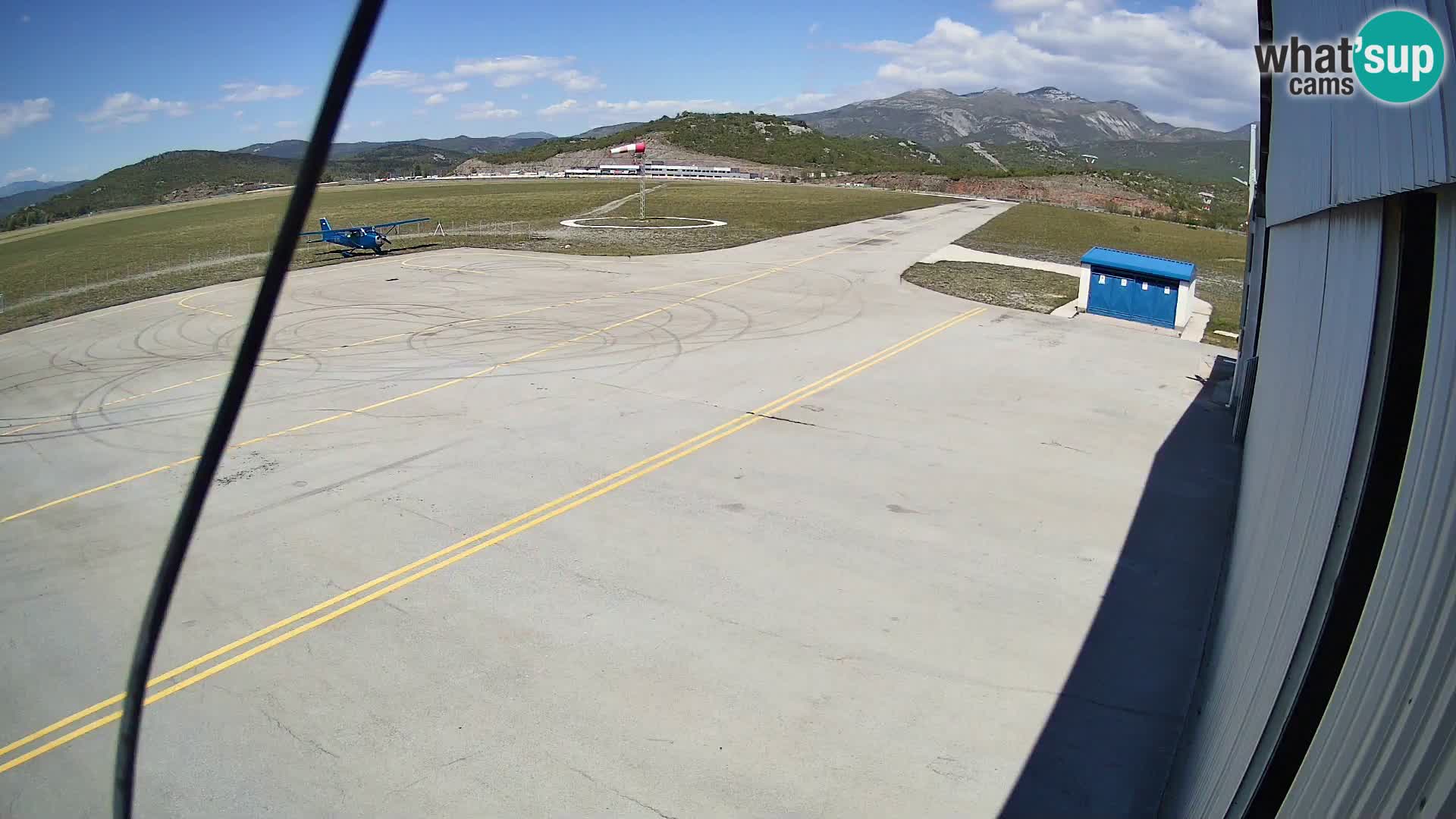 Spletna kamera Grobnik letališče – Čavle – Reka