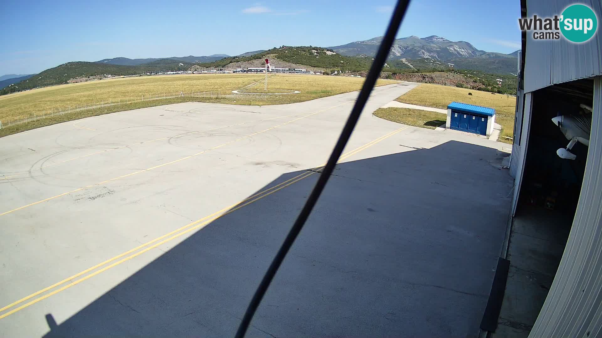 Spletna kamera Grobnik letališče – Čavle – Reka