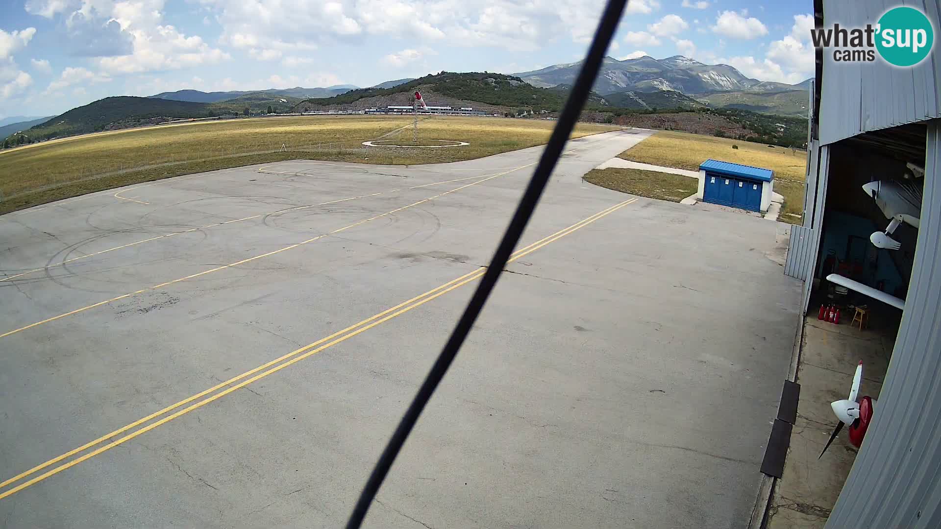 Spletna kamera Grobnik letališče – Čavle – Reka
