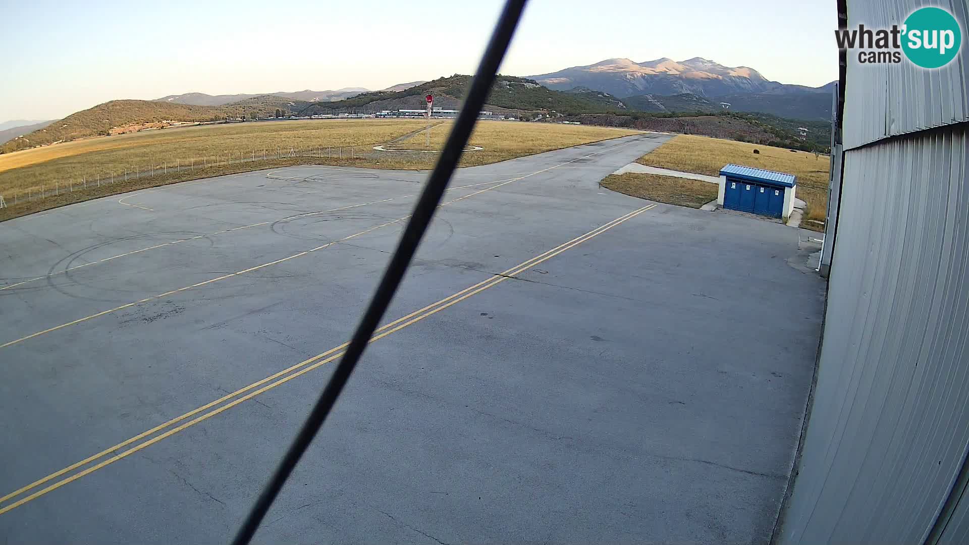 Spletna kamera Grobnik letališče – Čavle – Reka