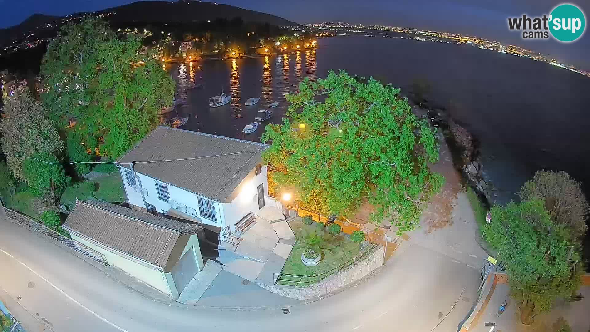 Webcam Ika Hafen – LIVE Blick auf den Hafen und die Lichter von Opatija
