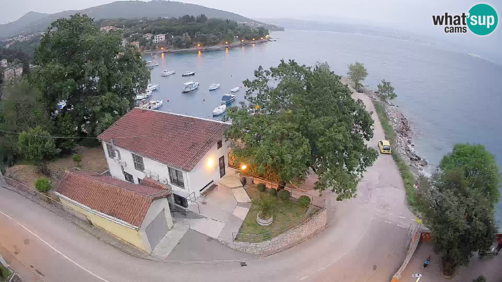 Ika Harbor Webcam – LIVE View of the Harbor and Opatija Lights