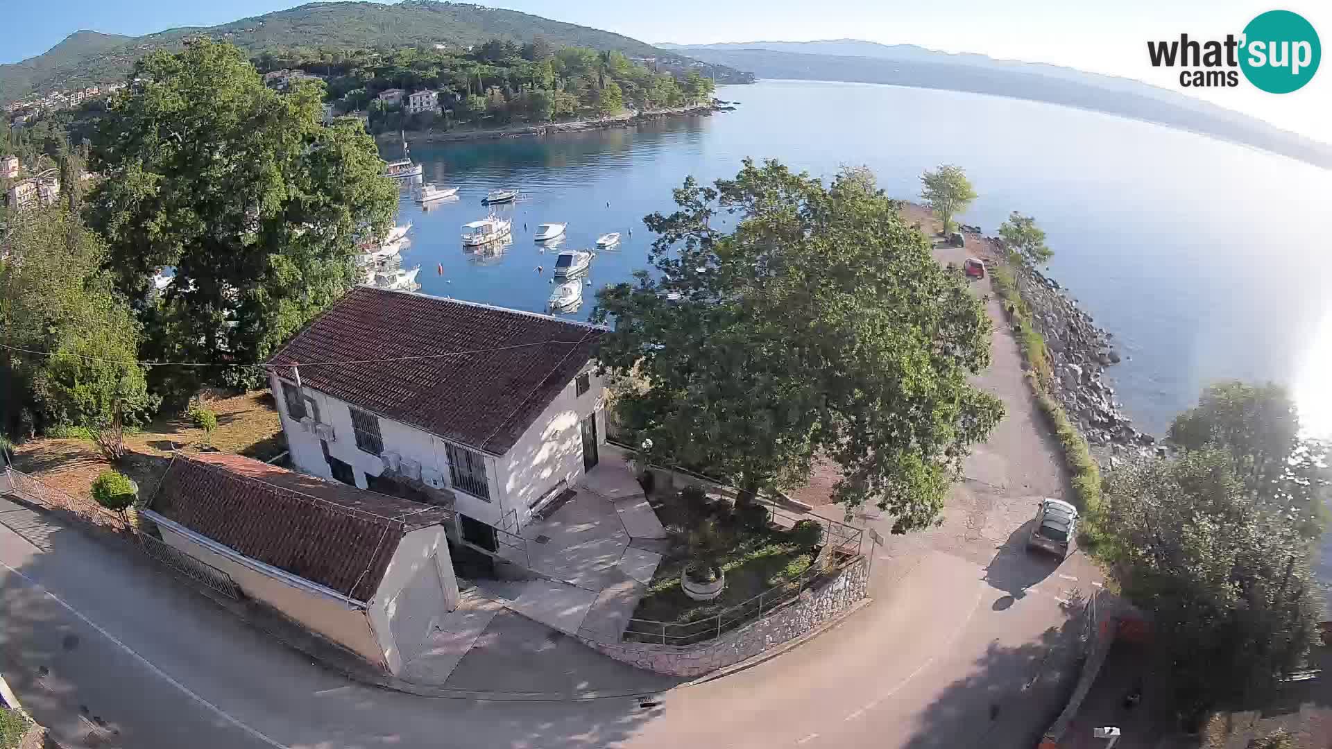 Ika Harbor Webcam – LIVE View of the Harbor and Opatija Lights