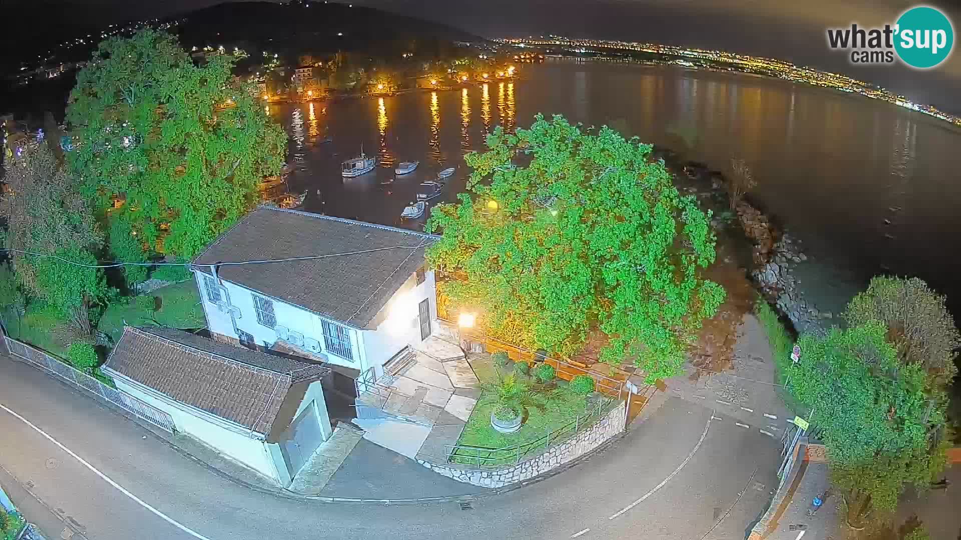 Webcam puerto de Ika – Vista en directo y luces de Opatija