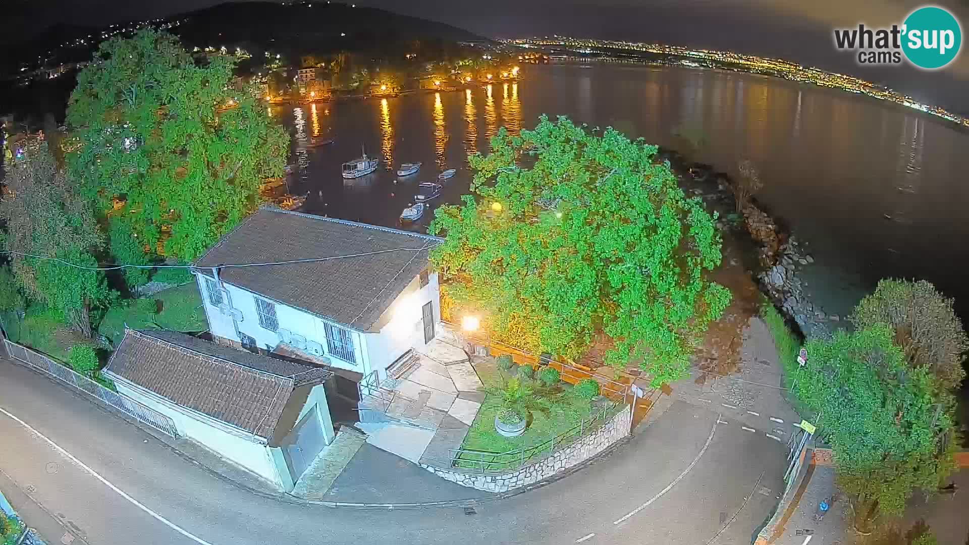 Webcam puerto de Ika – Vista en directo y luces de Opatija