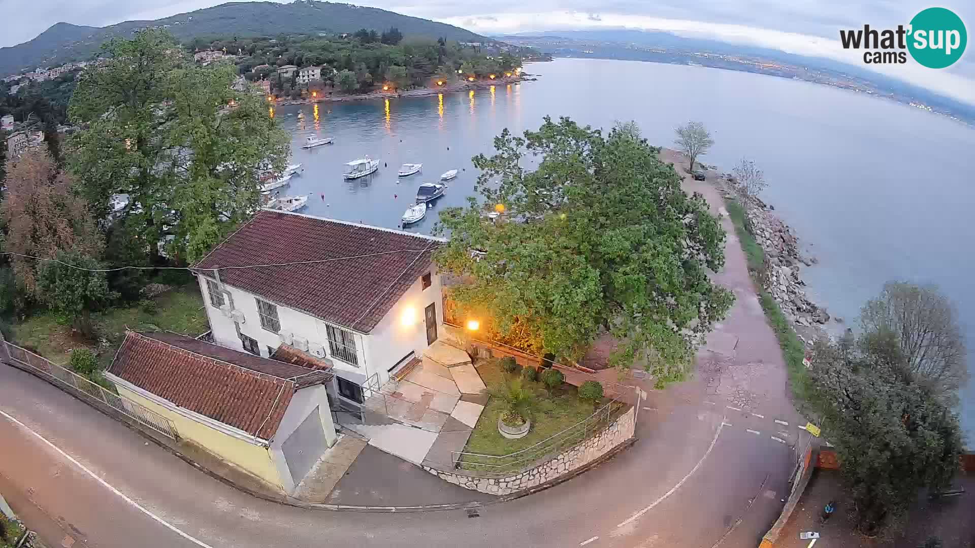 Webcam puerto de Ika – Vista en directo y luces de Opatija