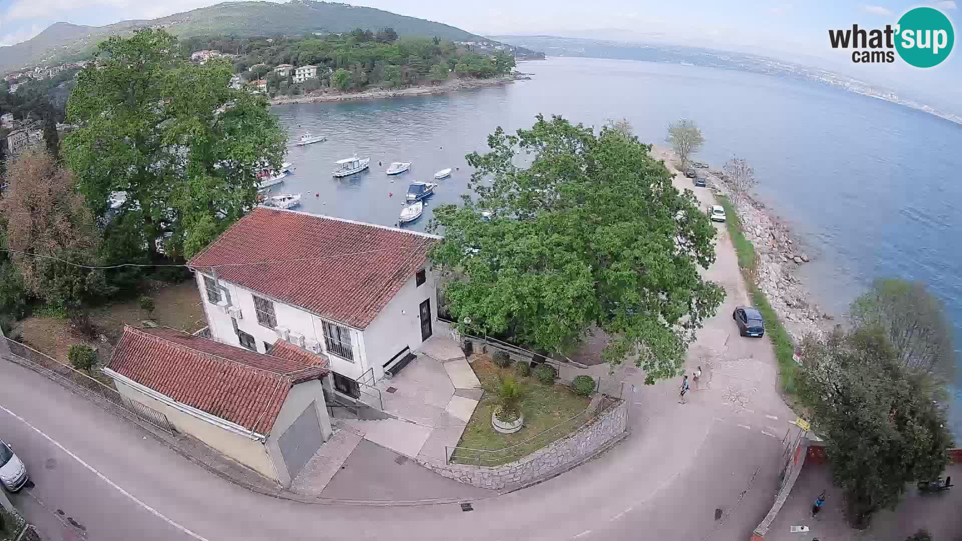Ika Harbor Webcam – LIVE View of the Harbor and Opatija Lights