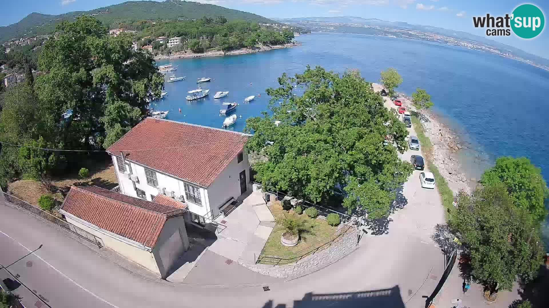 Ika Harbor Webcam – LIVE View of the Harbor and Opatija Lights