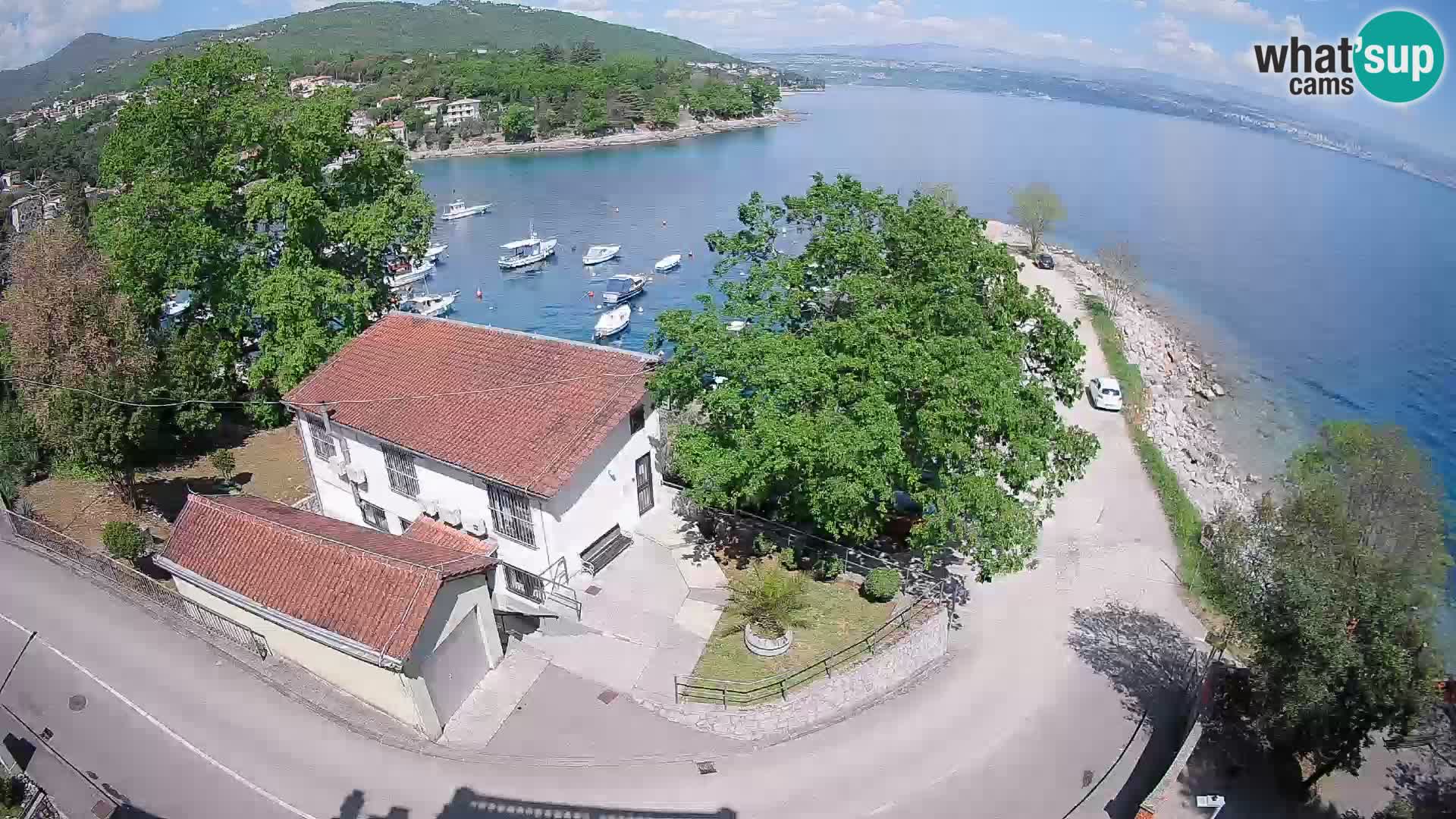 Ika Harbor Webcam – LIVE View of the Harbor and Opatija Lights