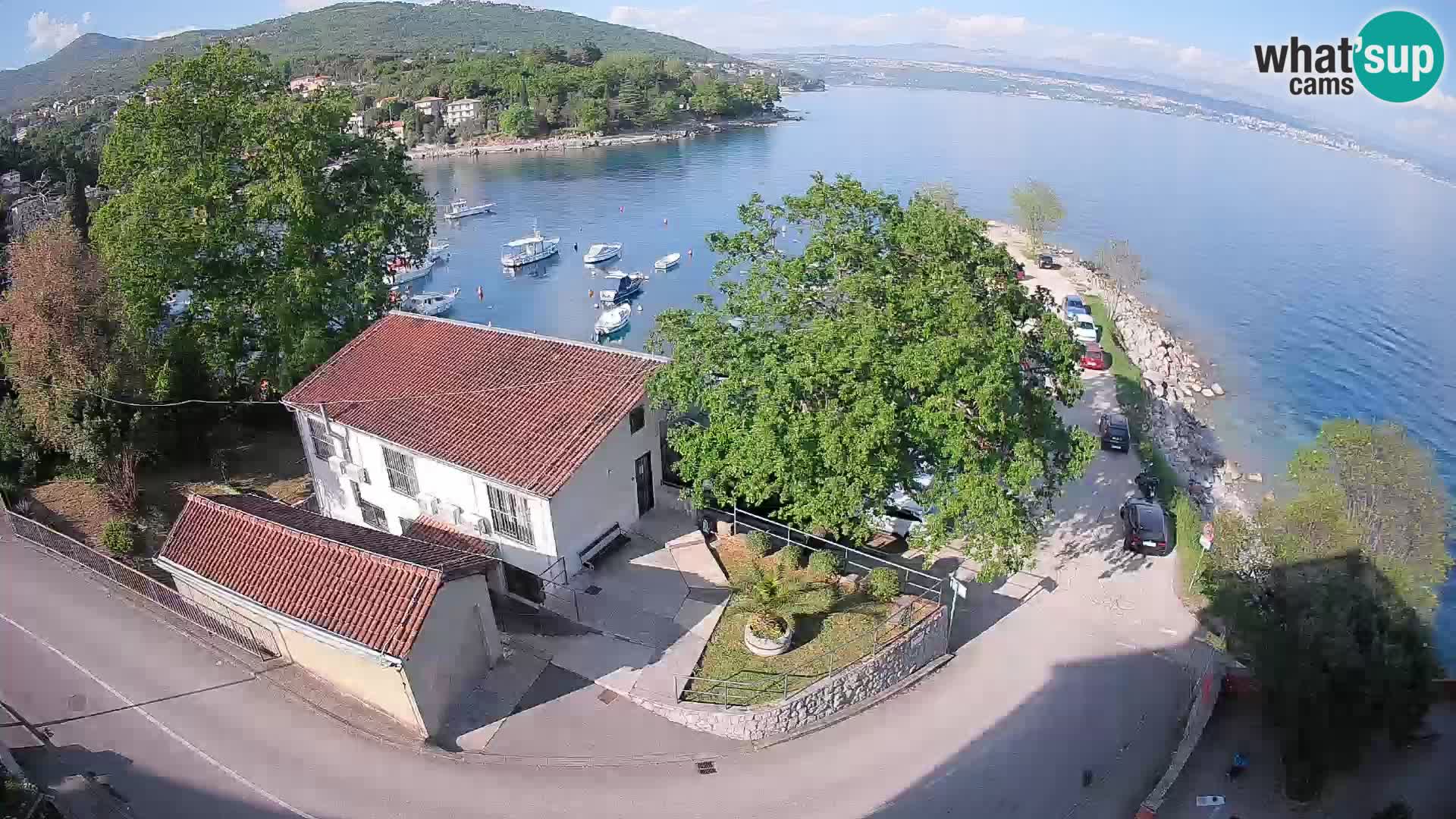 Ika Harbor Webcam – LIVE View of the Harbor and Opatija Lights