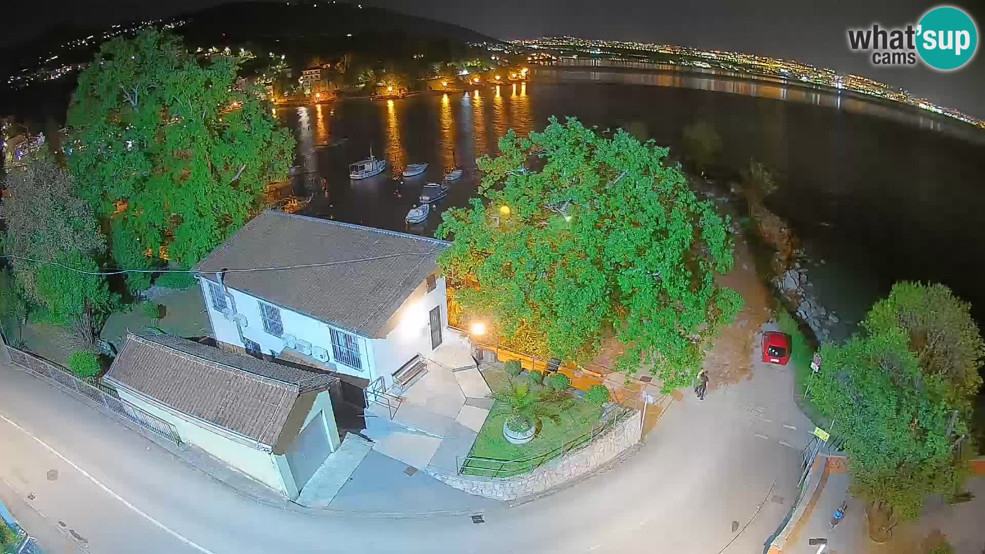 Ika Harbor Webcam – LIVE View of the Harbor and Opatija Lights