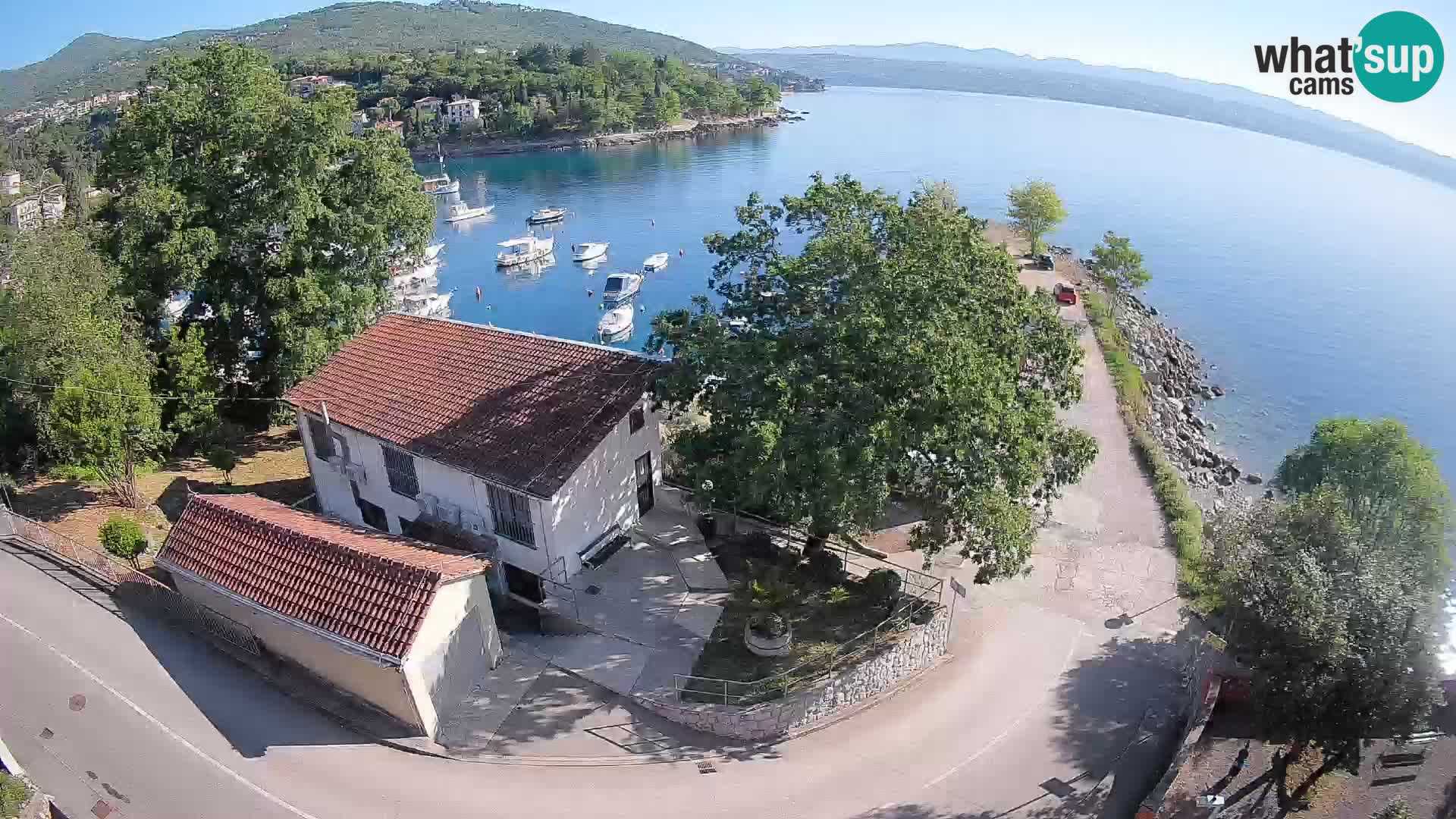 Ika Harbor Webcam – LIVE View of the Harbor and Opatija Lights