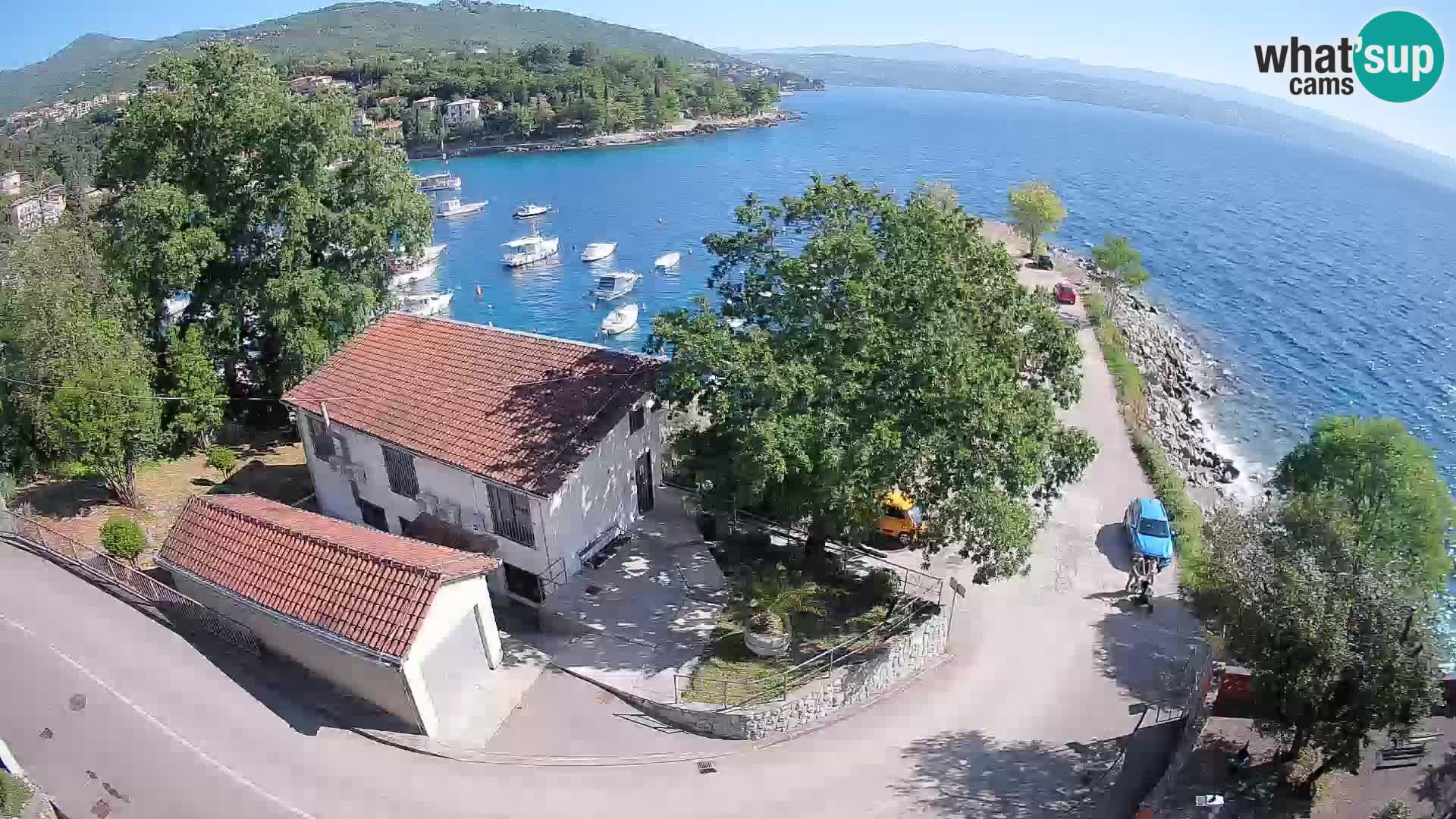 Web kamera luka Ika – Pogled uživo na luku i svjetla Opatije